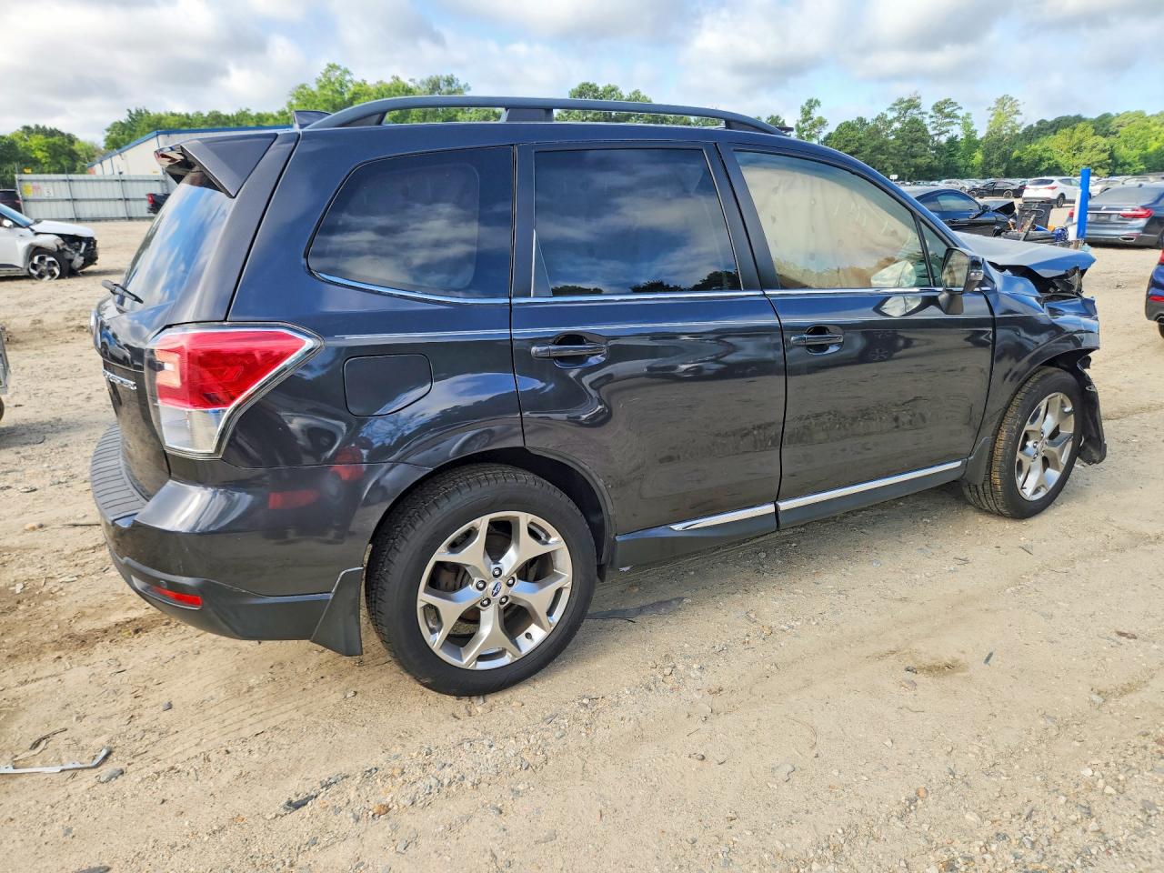 2018 Subaru Forester 2.5i Touring Charcoal vin: JF2SJAWC3JH472047