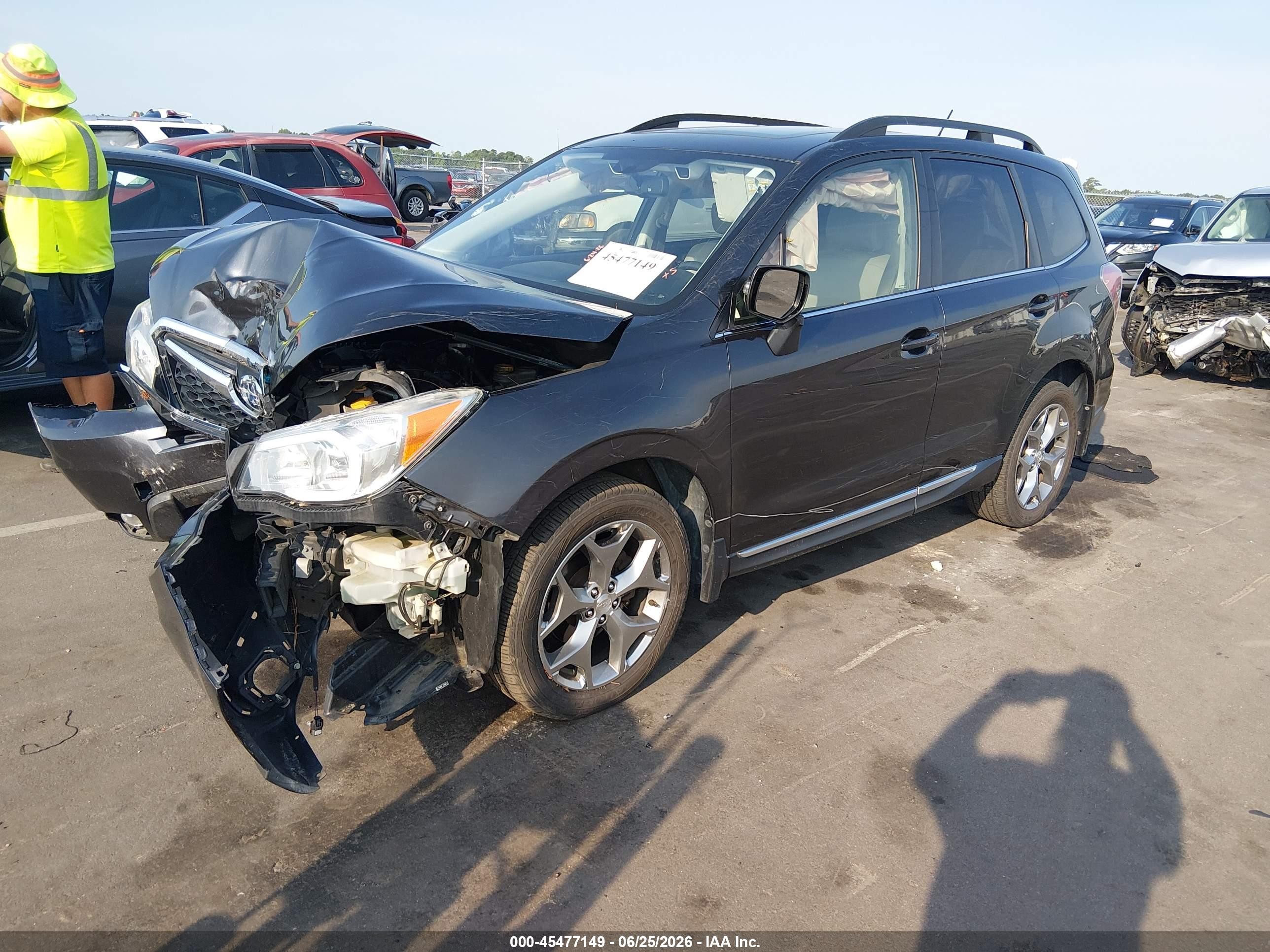 2015 Subaru Forester 2.5i Touring Gray vin: JF2SJAWC4FH447021