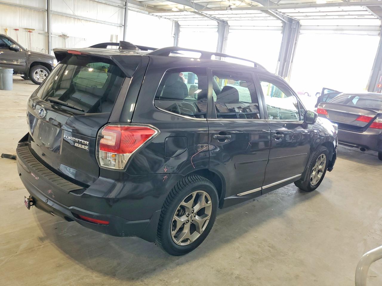 2017 Subaru Forester 2.5i Touring Серый vin: JF2SJAWC4HH430559