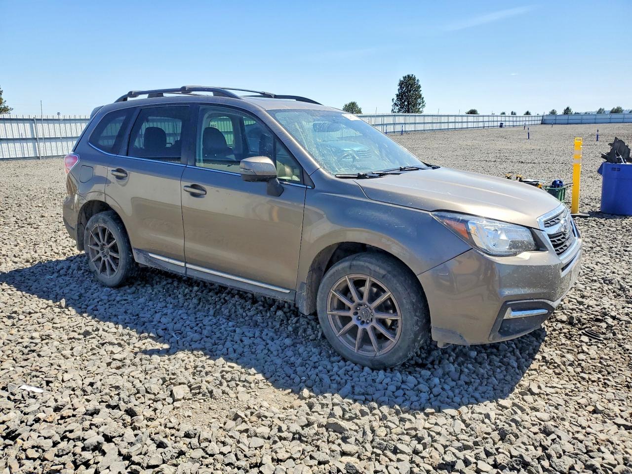 2017 Subaru Forester 2.5i Touring Brown vin: JF2SJAWC4HH592319