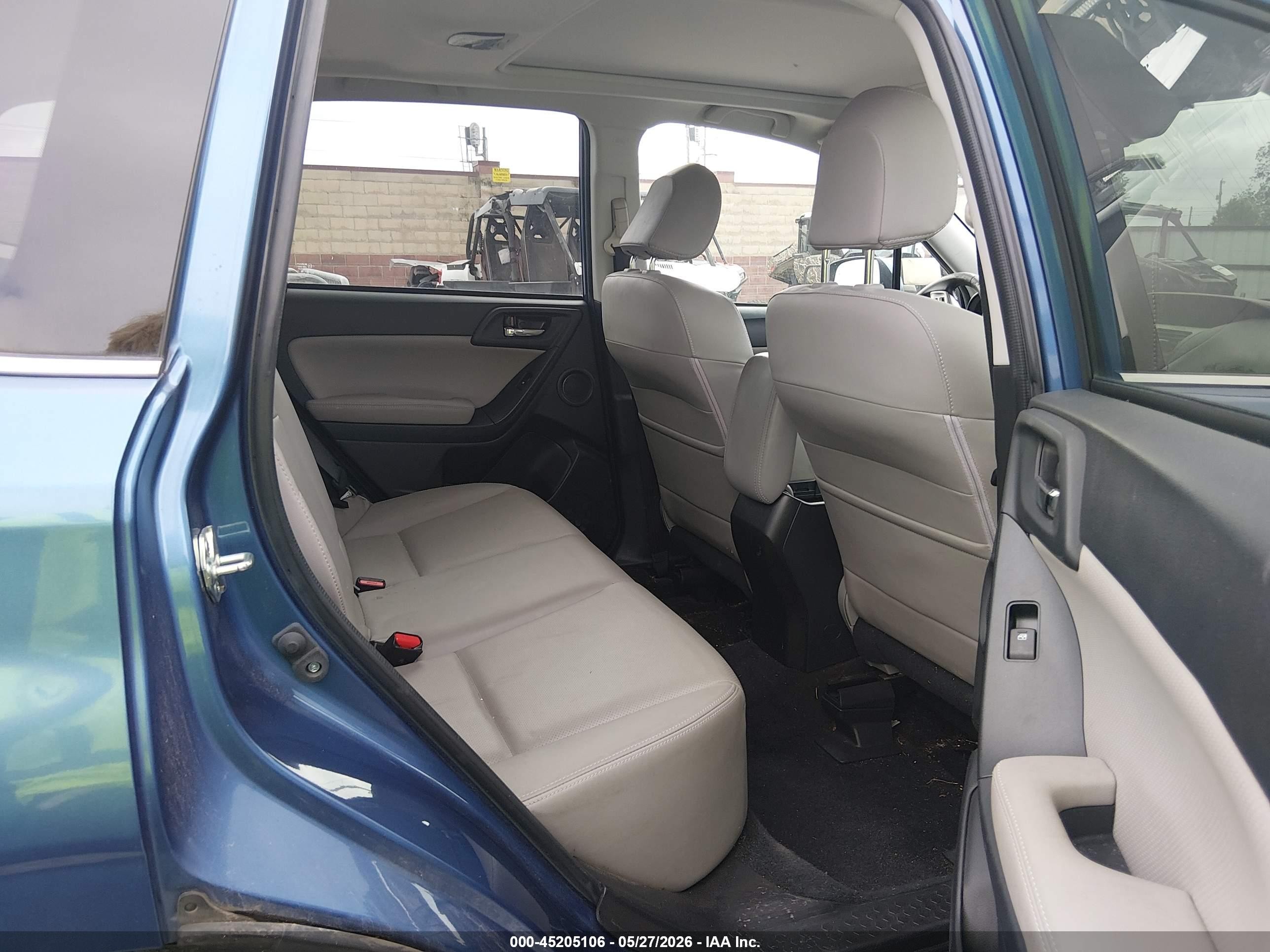 2015 Subaru Forester 2.5i Touring Blue vin: JF2SJAWC5FH566177
