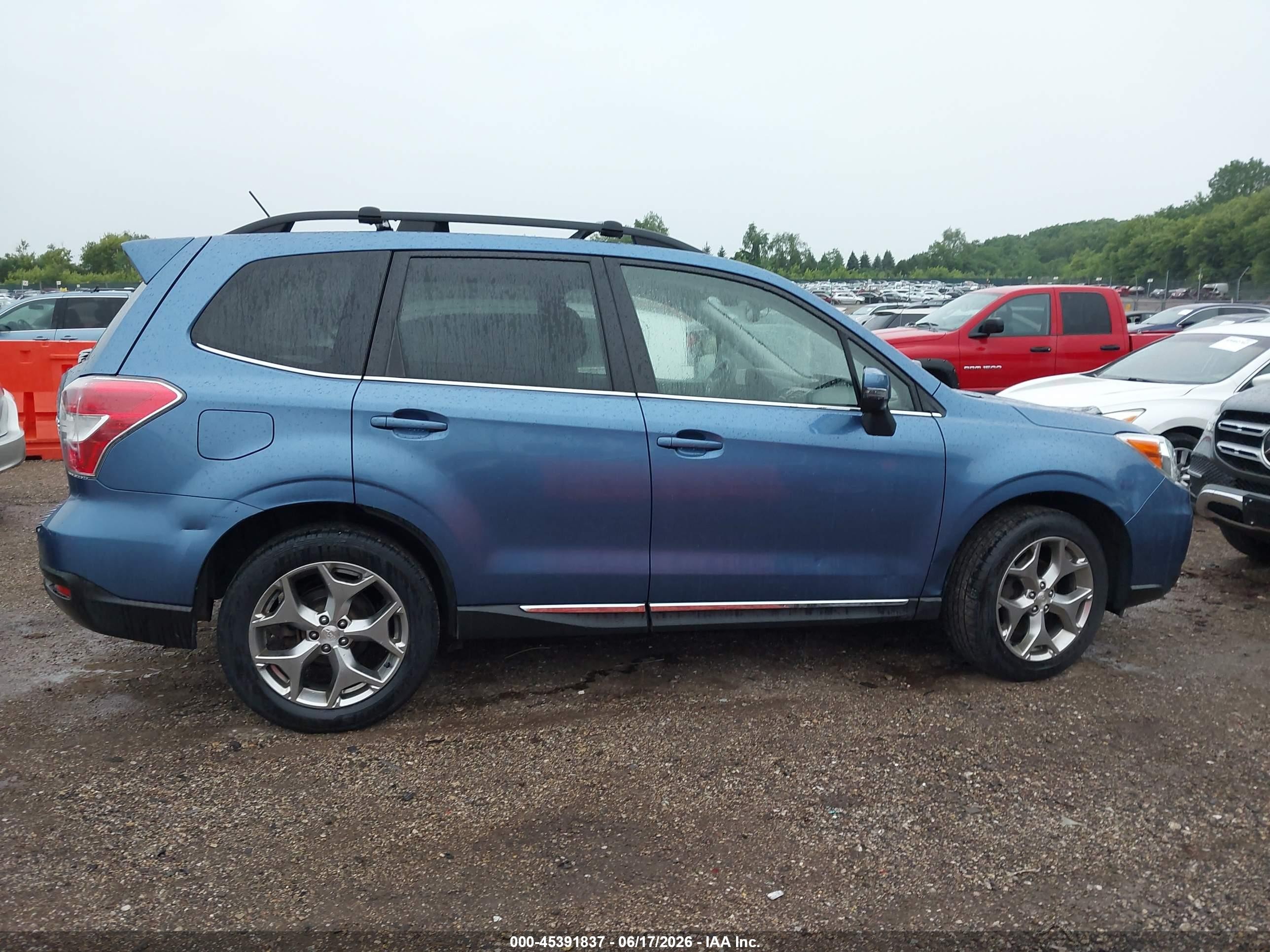 2015 Subaru Forester 2.5i Touring Синий vin: JF2SJAWC5FH594738