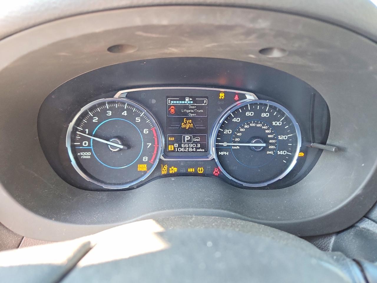 2018 Subaru Forester 2.5i Touring Белый vin: JF2SJAWC5JH484846