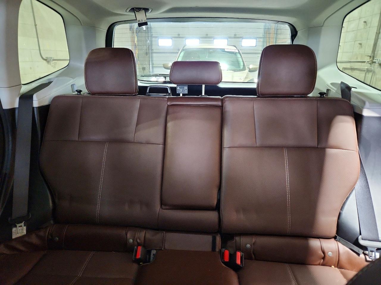 2018 Subaru Forester 2.5i Touring Gray vin: JF2SJAWC5JH591850