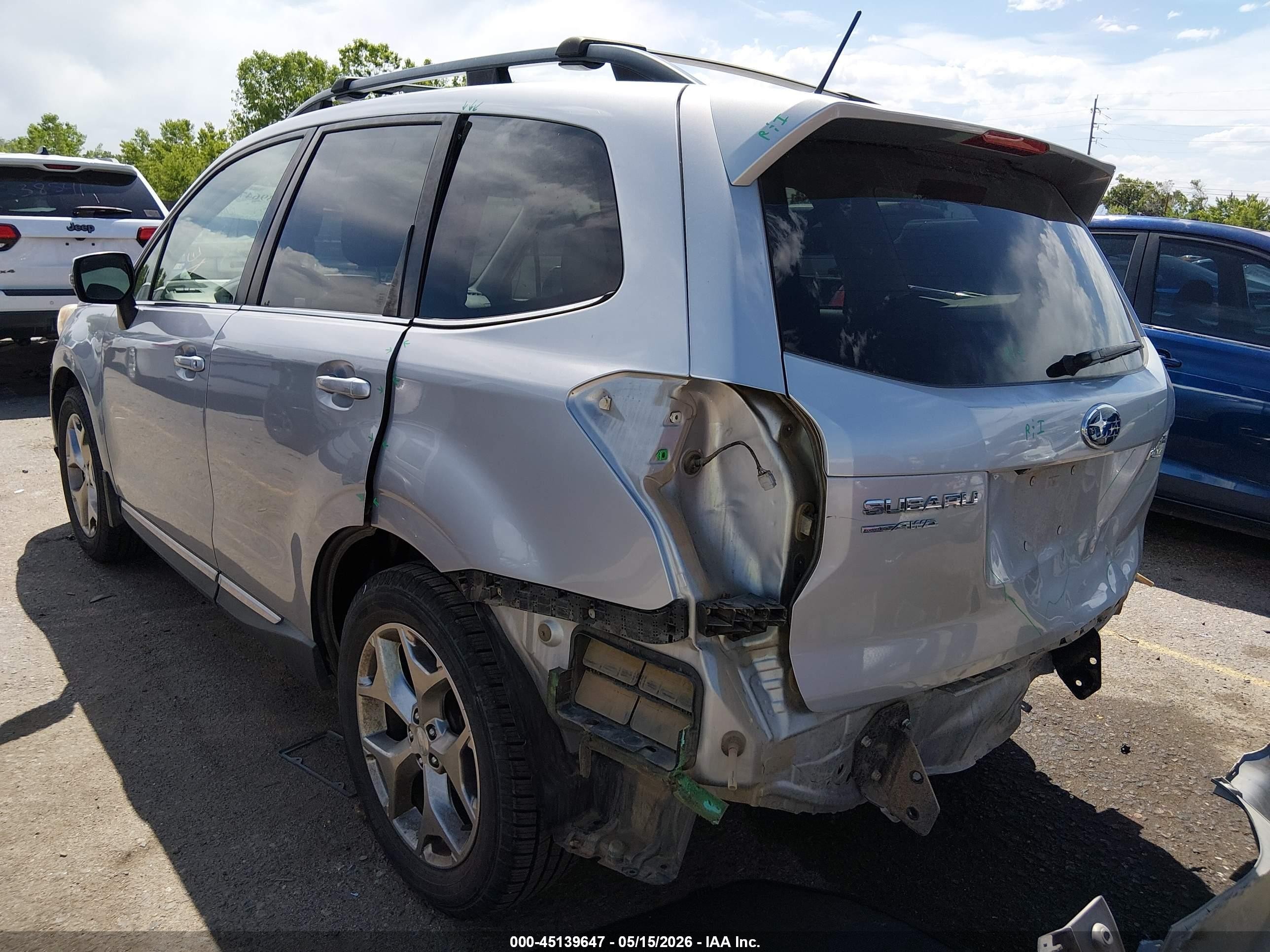 2015 Subaru Forester 2.5i Touring Silver vin: JF2SJAWC6FH441012