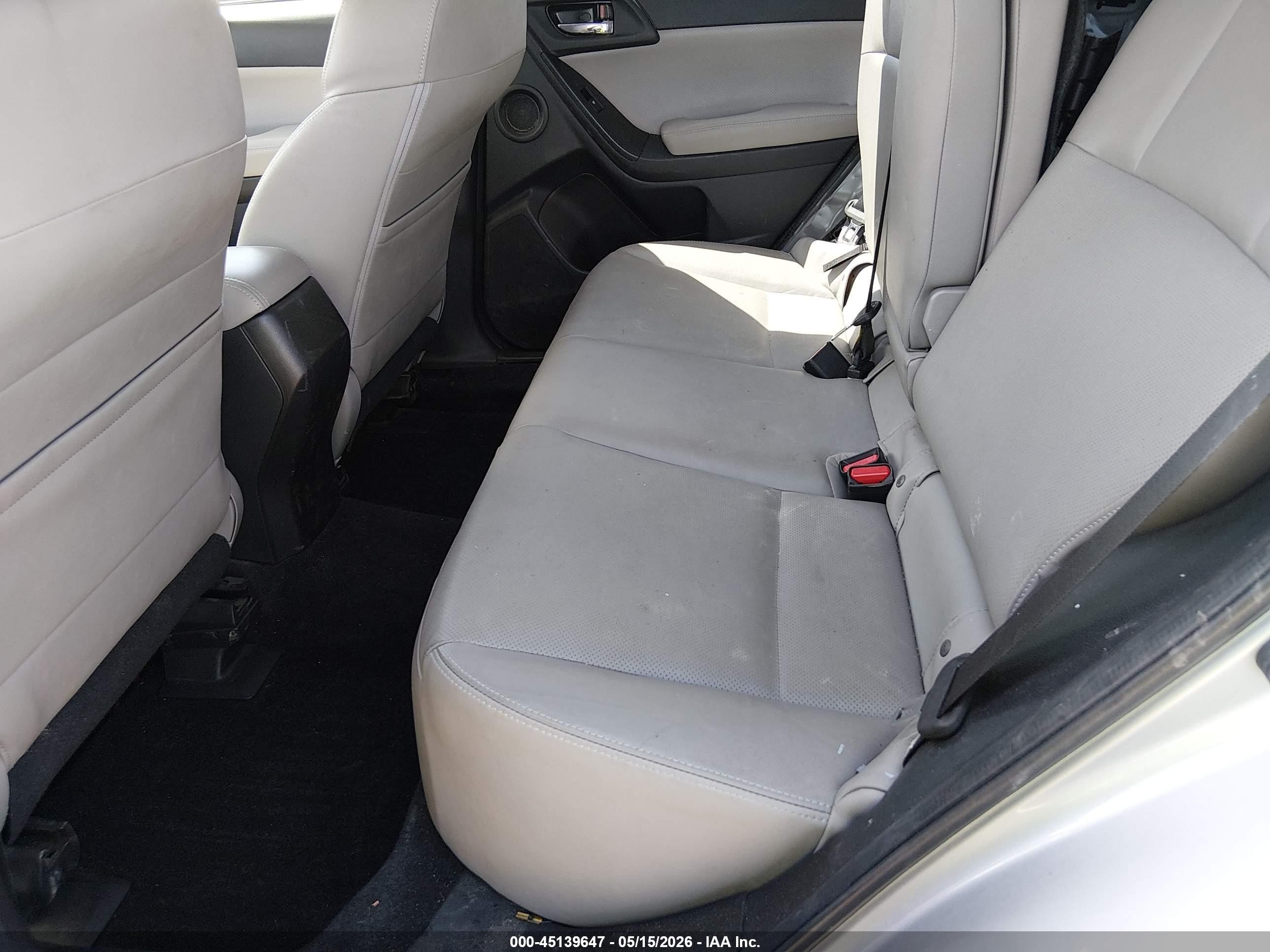2015 Subaru Forester 2.5i Touring Silver vin: JF2SJAWC6FH441012