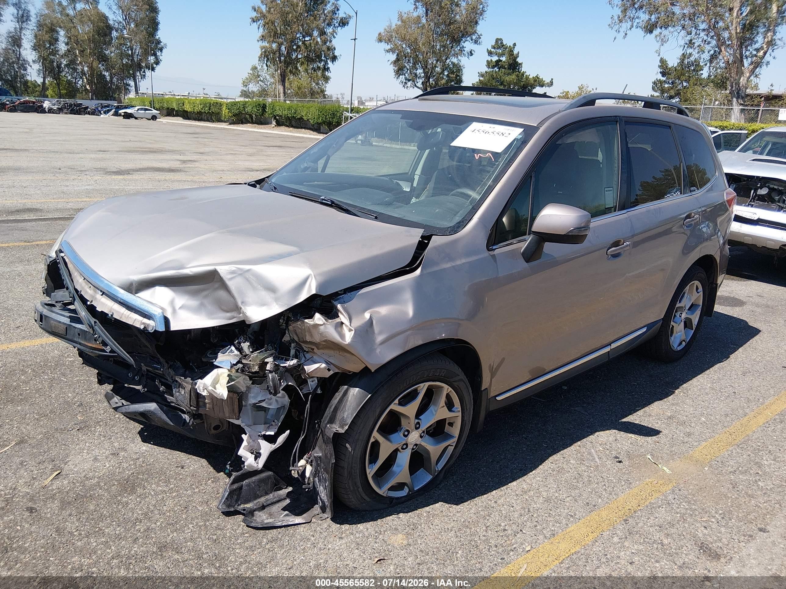 2015 Subaru Forester 2.5i Touring Gold vin: JF2SJAWC6FH592240