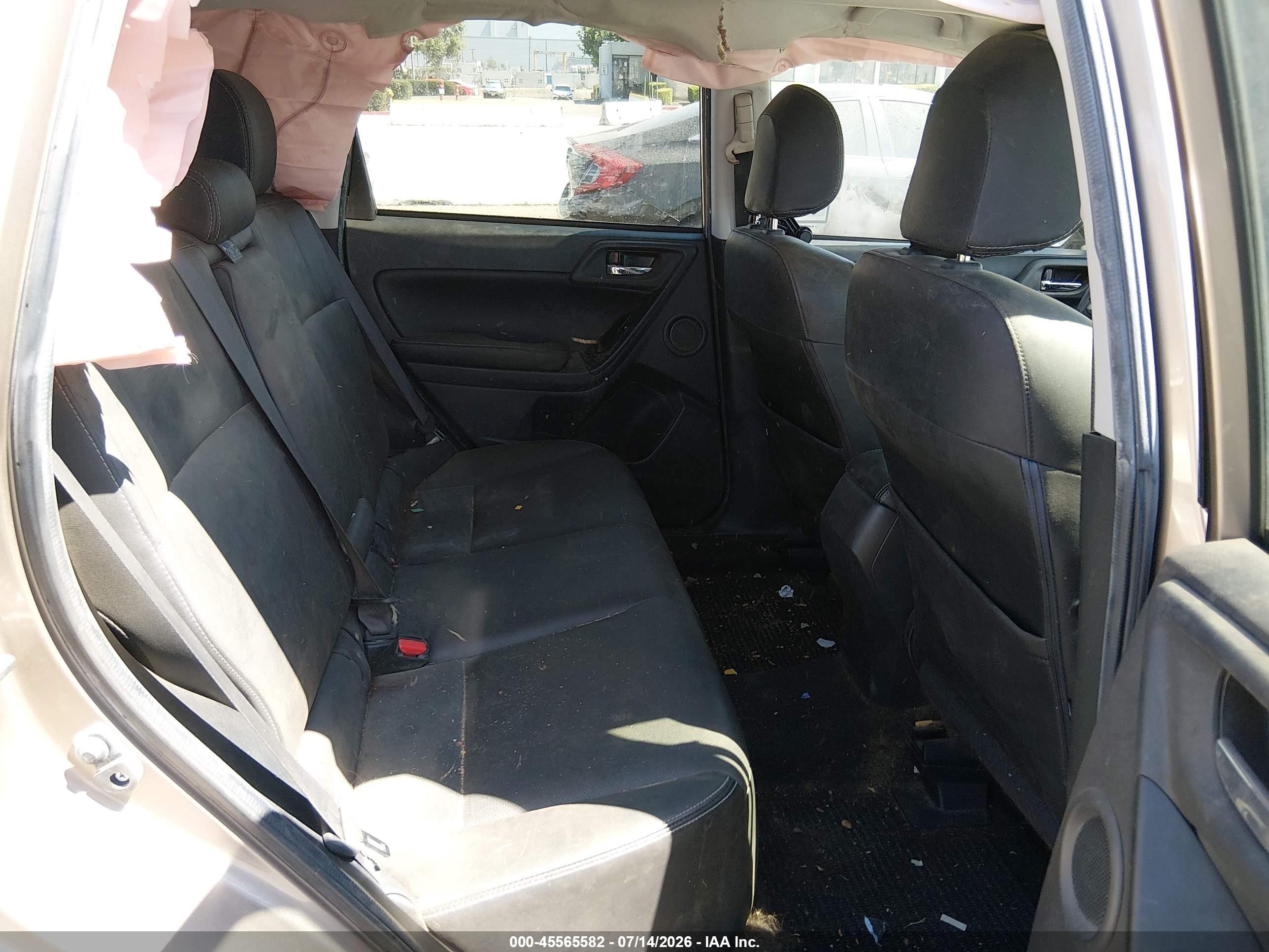 2015 Subaru Forester 2.5i Touring Gold vin: JF2SJAWC6FH592240