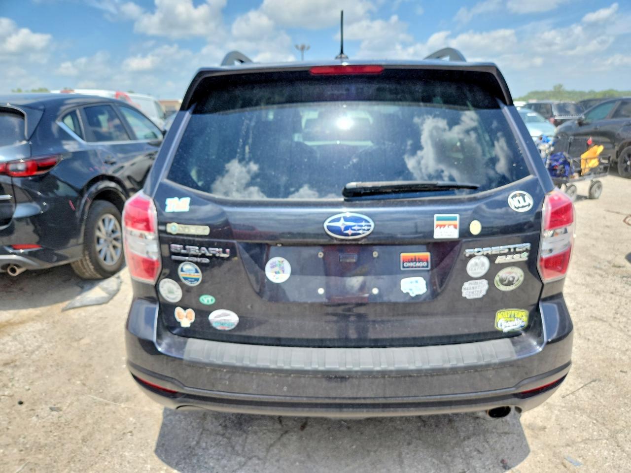 2015 Subaru Forester 2.5i Touring Gray vin: JF2SJAWC6FH803176