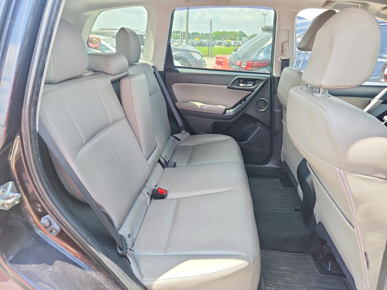 2015 Subaru Forester 2.5i Touring Gray vin: JF2SJAWC6FH803176