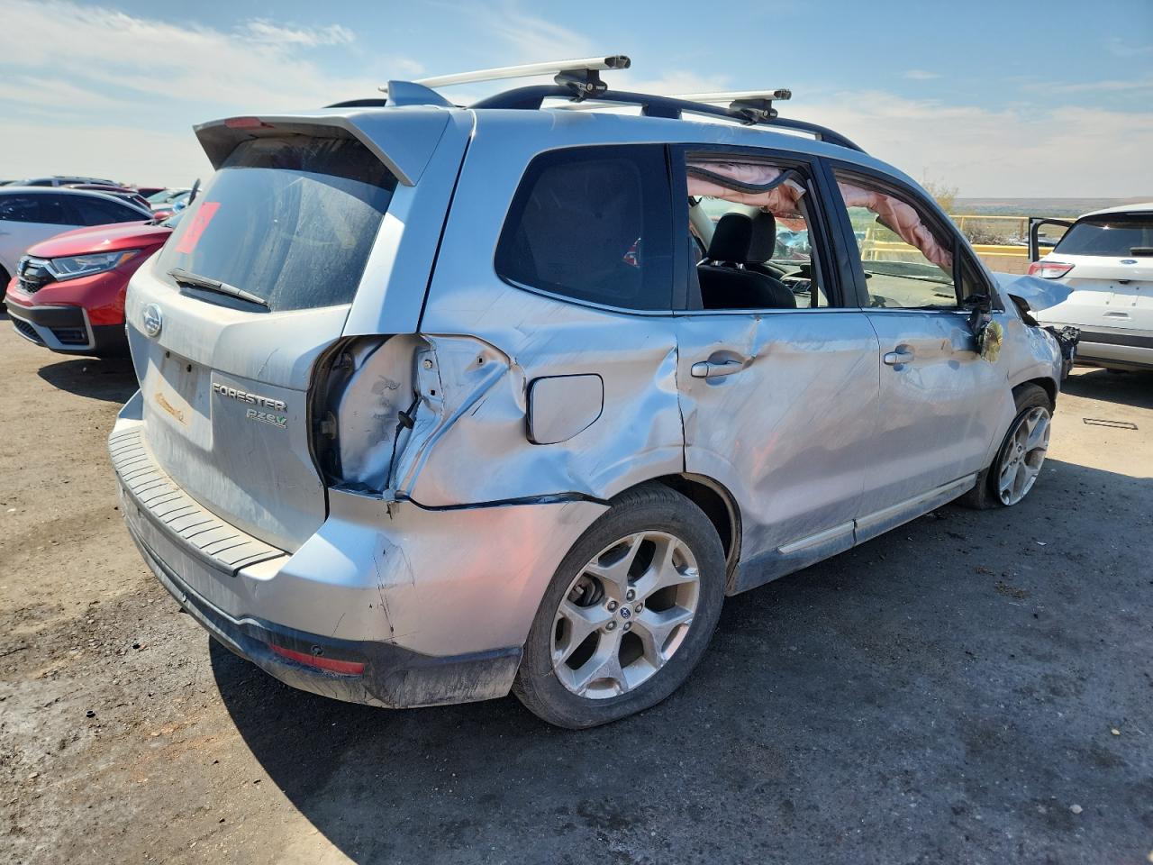 2017 Subaru Forester 2.5i Touring Silver vin: JF2SJAWC6HH565879