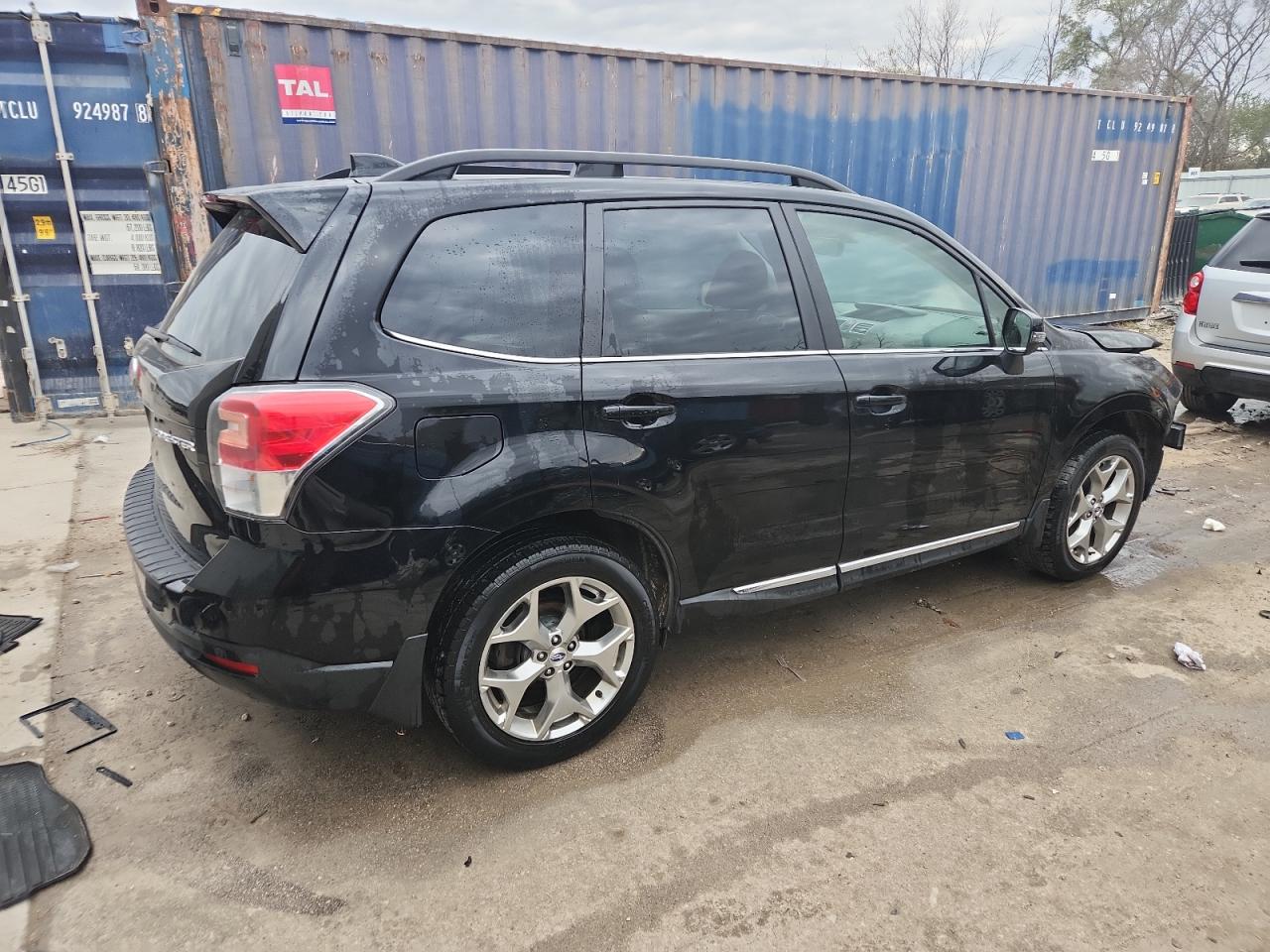 2018 Subaru Forester 2.5i Touring Black vin: JF2SJAWC6JH499744