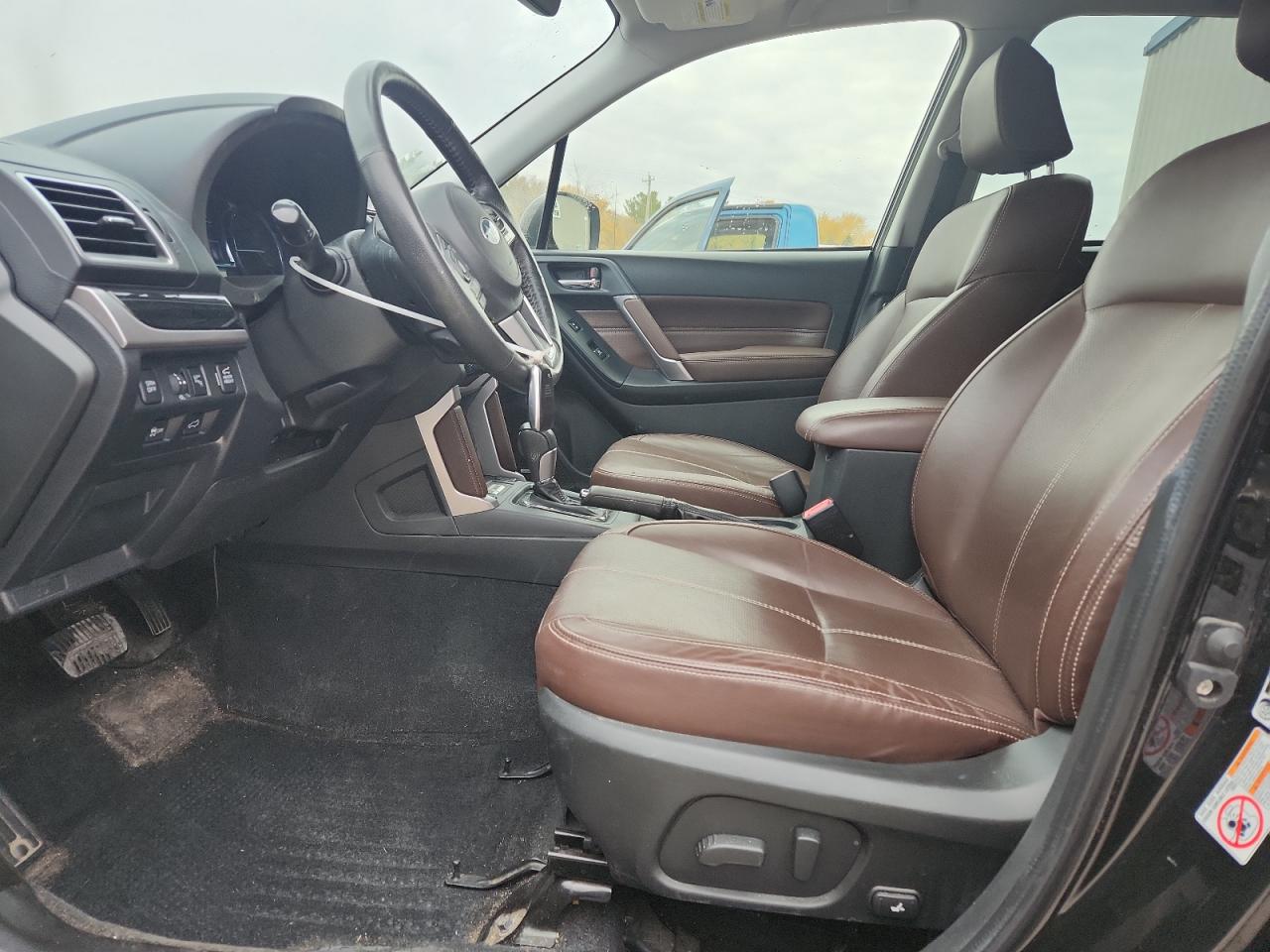 2018 Subaru Forester 2.5i Touring Black vin: JF2SJAWC6JH499744