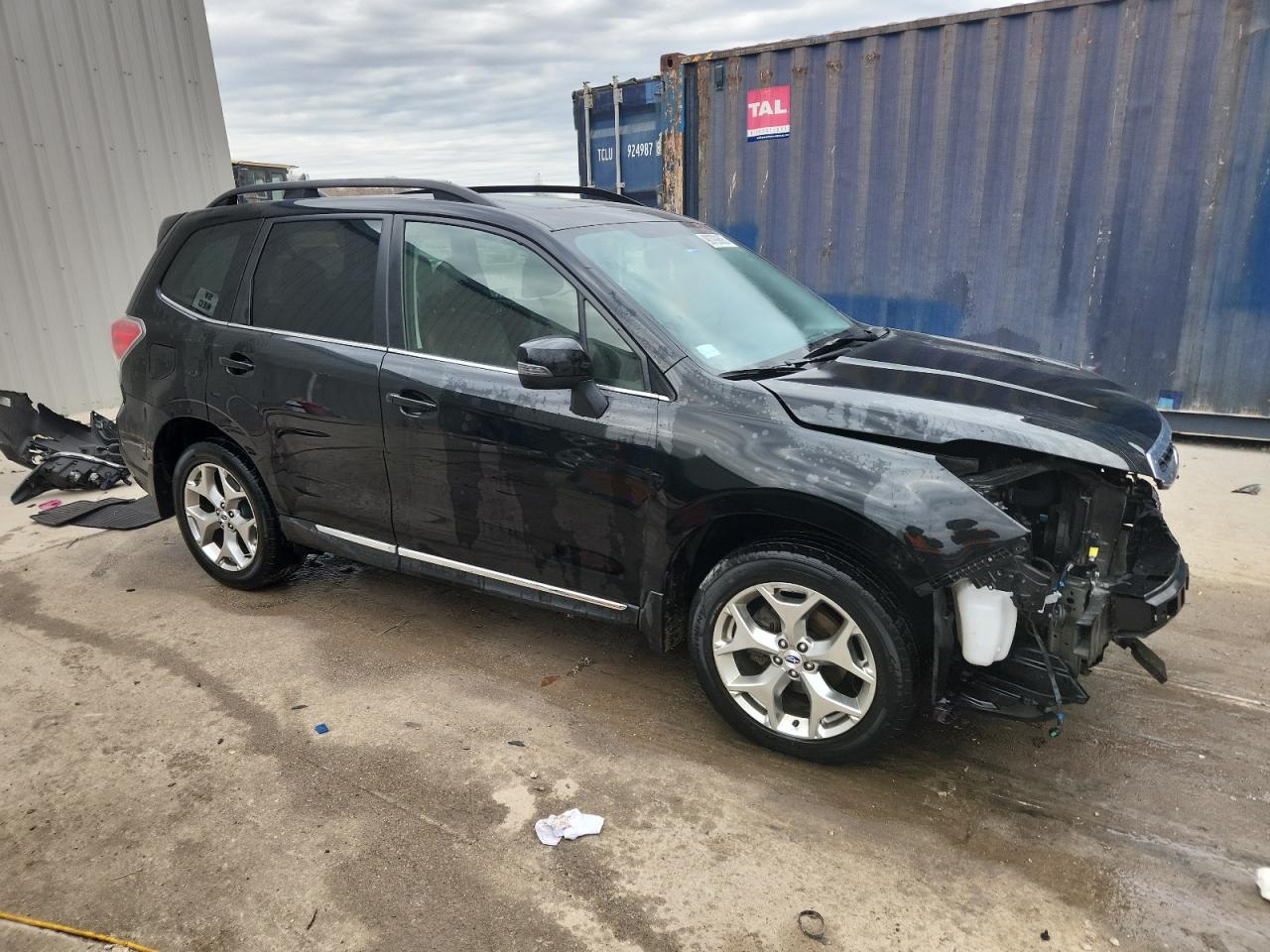 2018 Subaru Forester 2.5i Touring Black vin: JF2SJAWC6JH499744