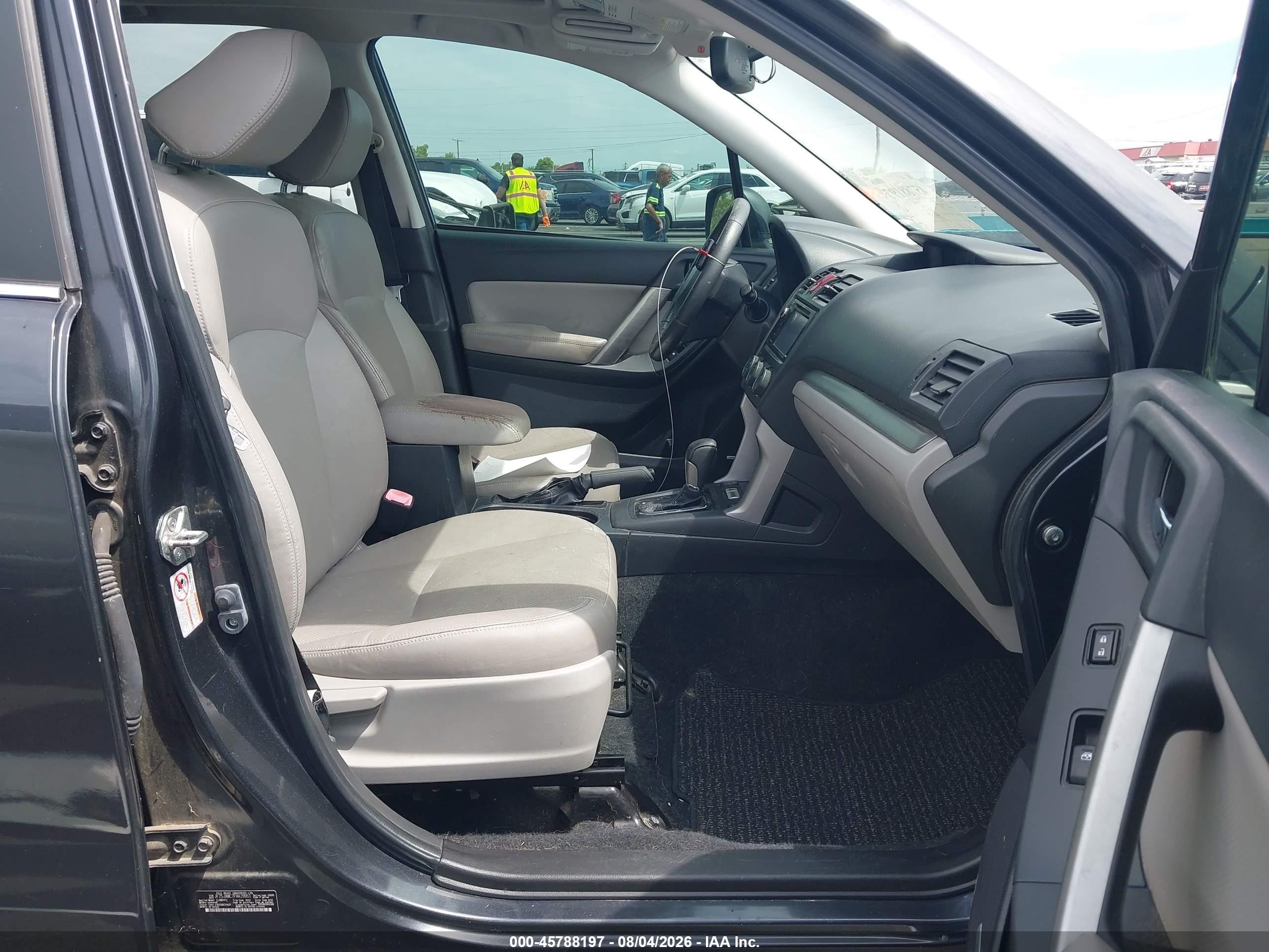 2015 Subaru Forester 2.5i Touring Black vin: JF2SJAWC7FH429953