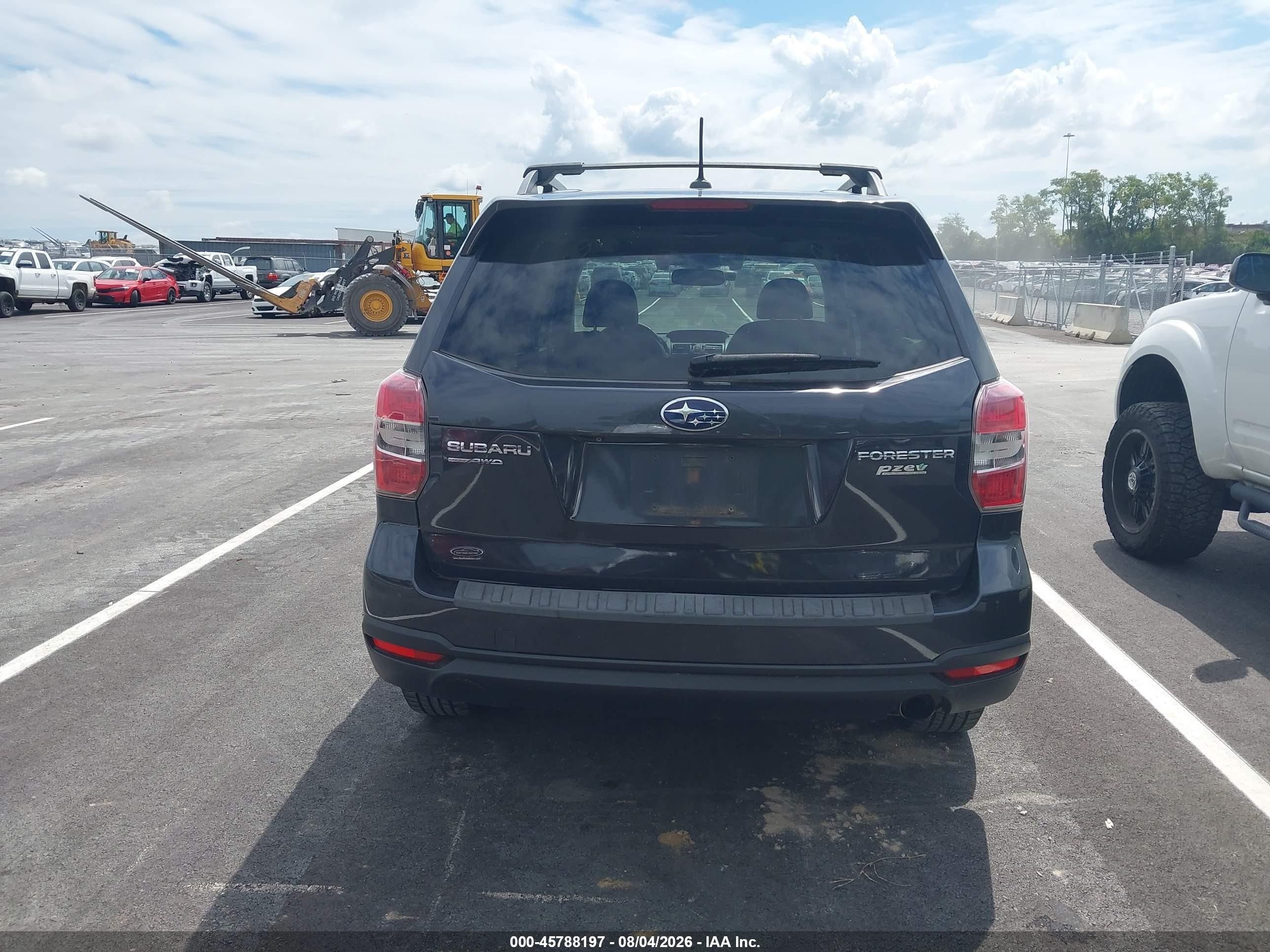 2015 Subaru Forester 2.5i Touring Black vin: JF2SJAWC7FH429953