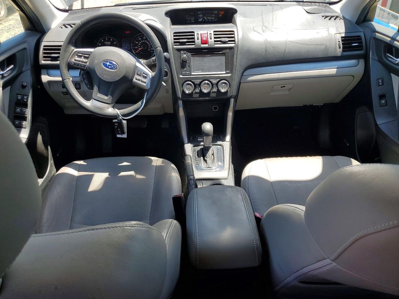 2015 Subaru Forester 2.5i Touring Green vin: JF2SJAWC7FH523699