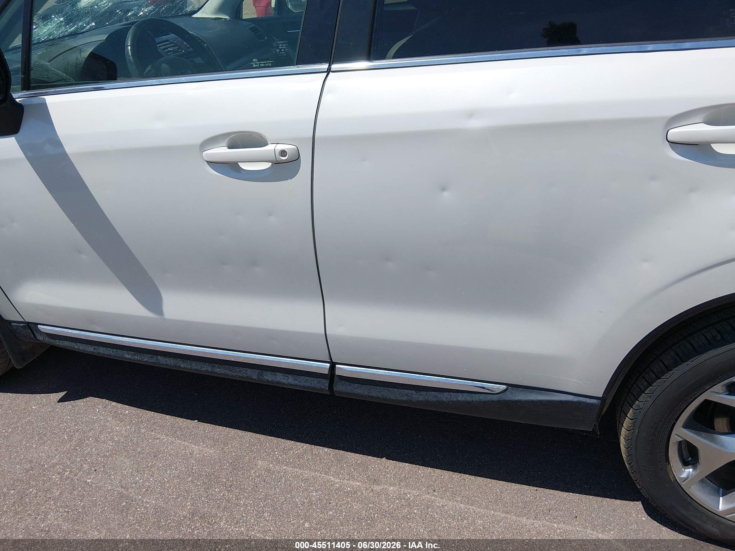 2015 Subaru Forester 2.5i Touring White vin: JF2SJAWC7FH837952
