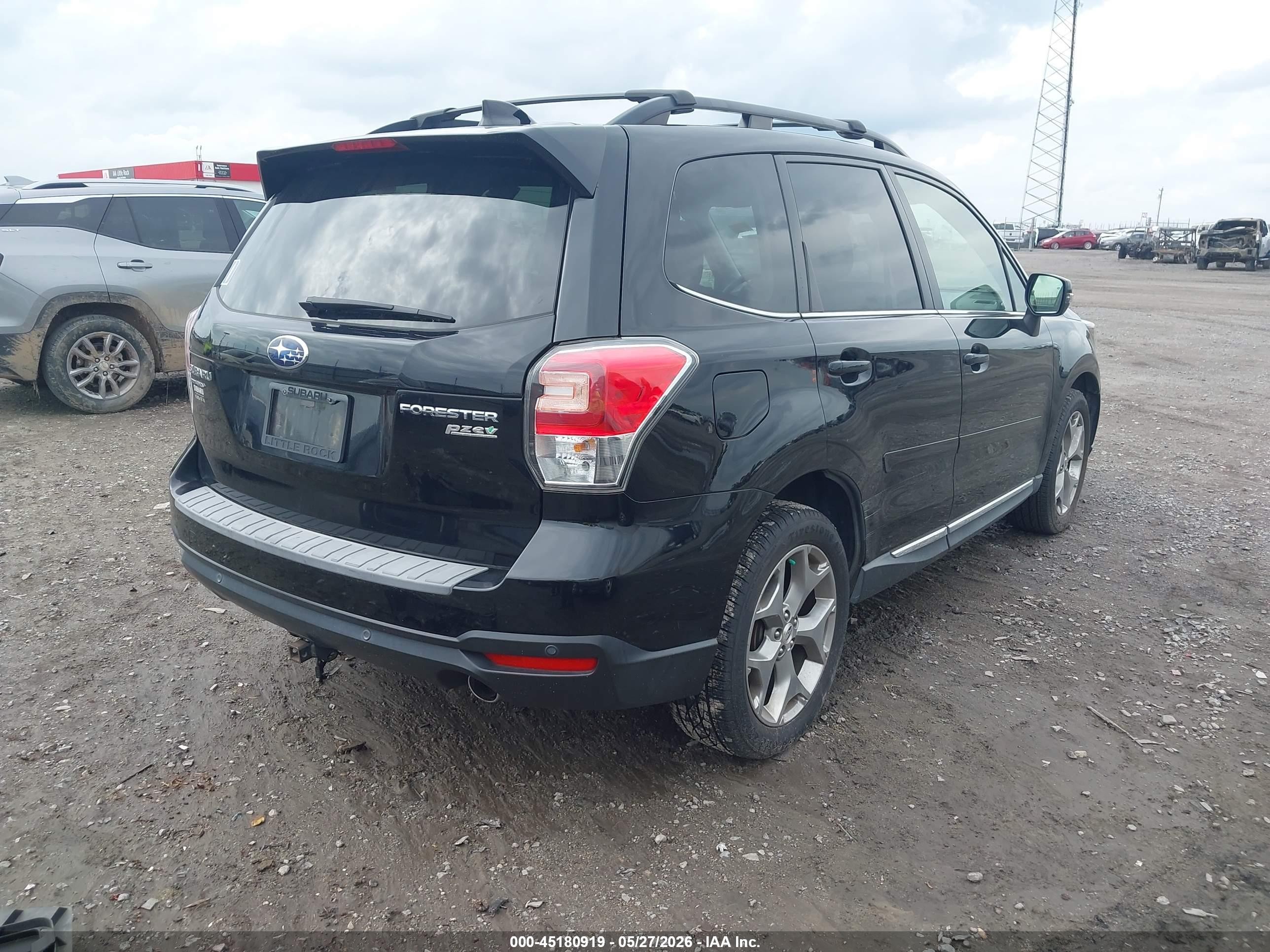 2017 Subaru Forester 2.5i Touring Black vin: JF2SJAWC8HH428328