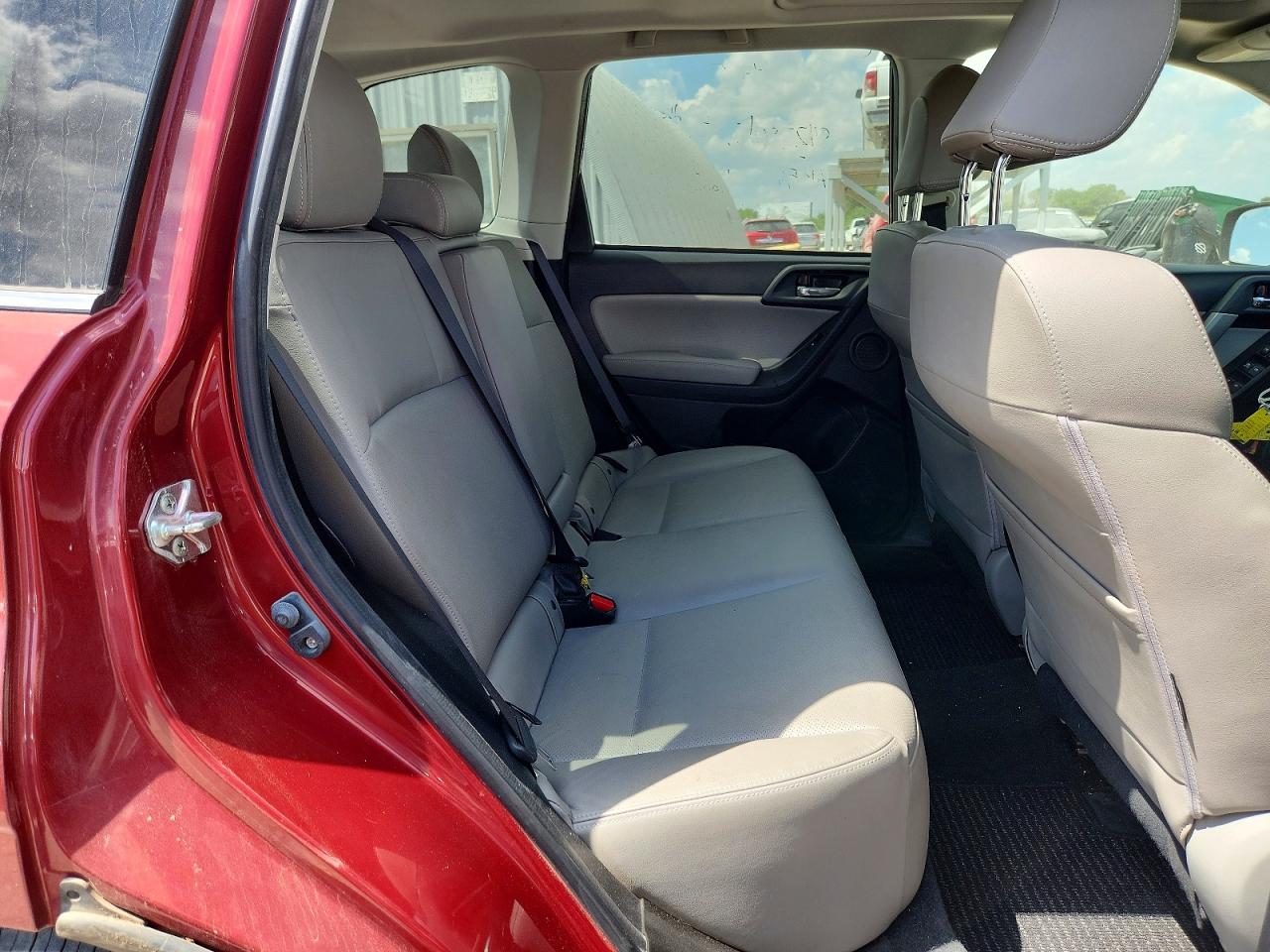 2015 Subaru Forester 2.5i Touring Красный vin: JF2SJAWC9FH524899