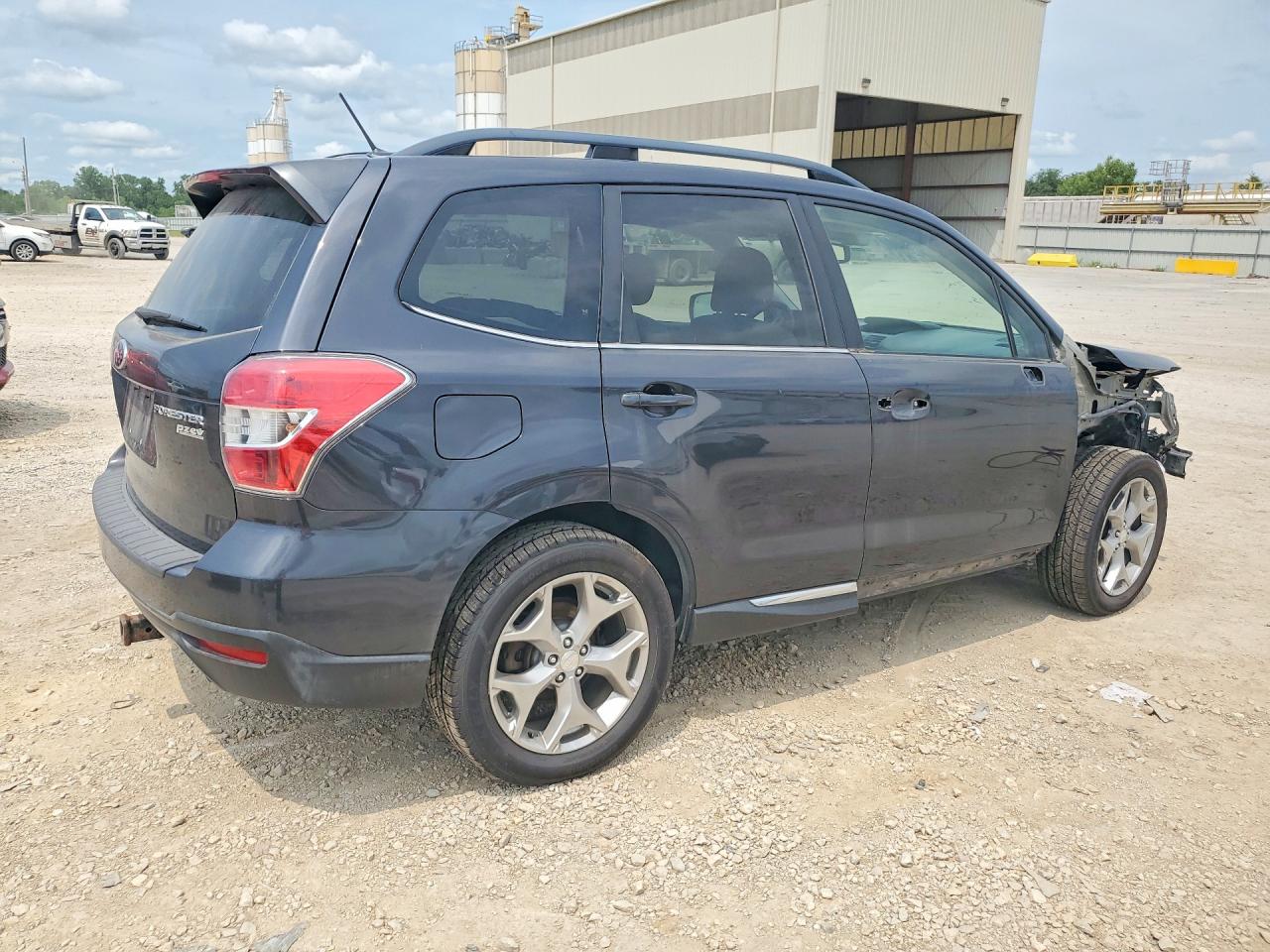 2015 Subaru Forester 2.5i Touring Black vin: JF2SJAWCXFH493856