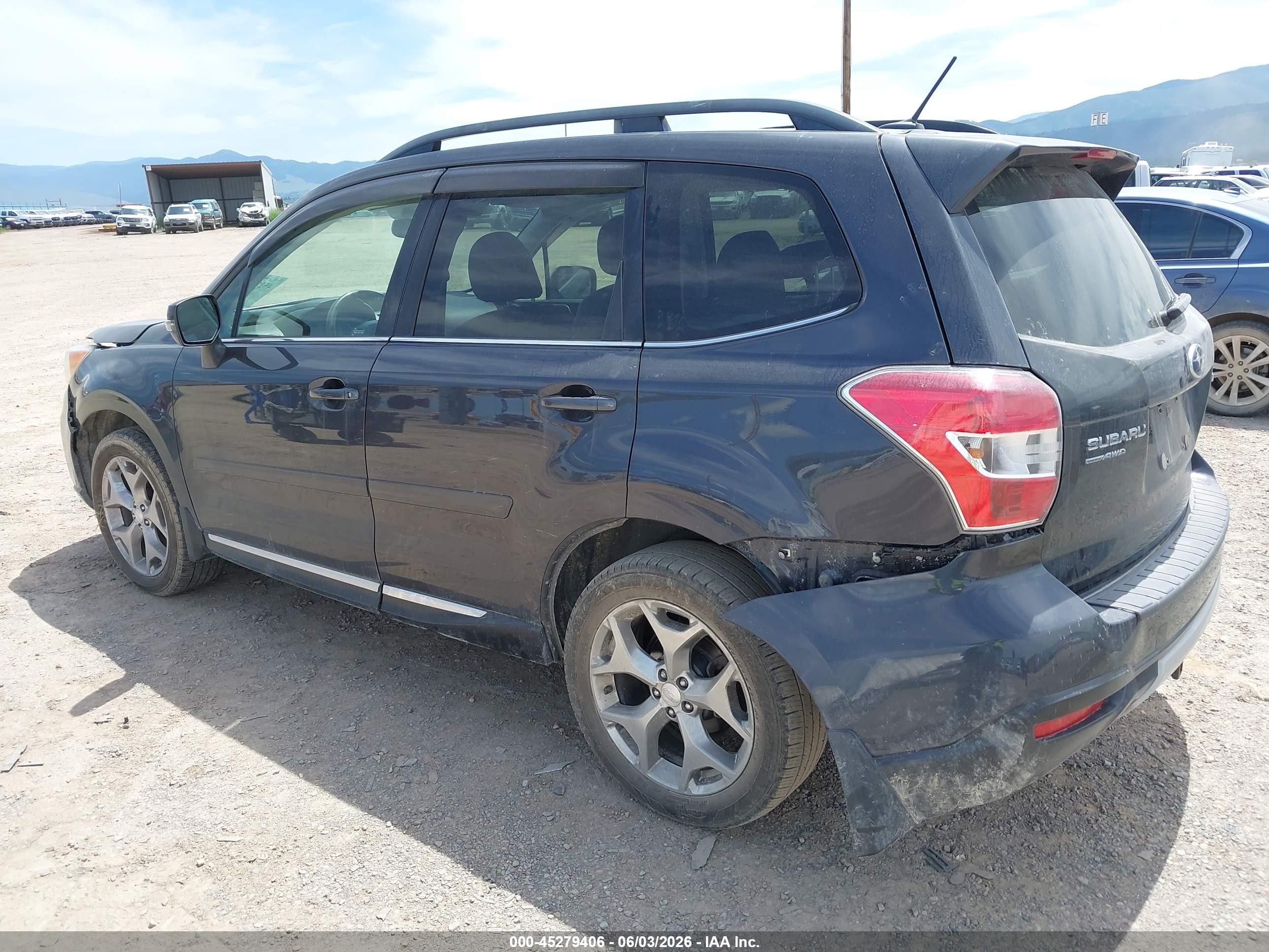 2015 Subaru Forester 2.5i Touring Gray vin: JF2SJAWCXFH542537