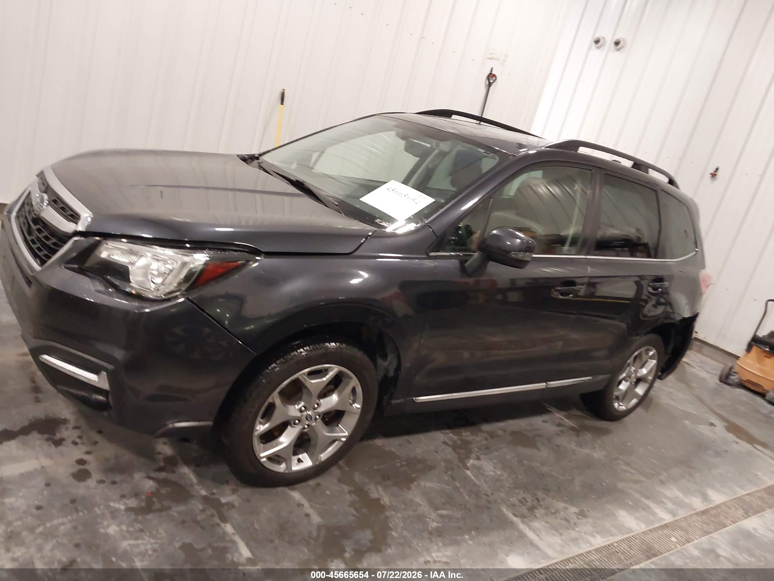 2018 Subaru Forester 2.5i Touring Синий vin: JF2SJAWCXJH452877