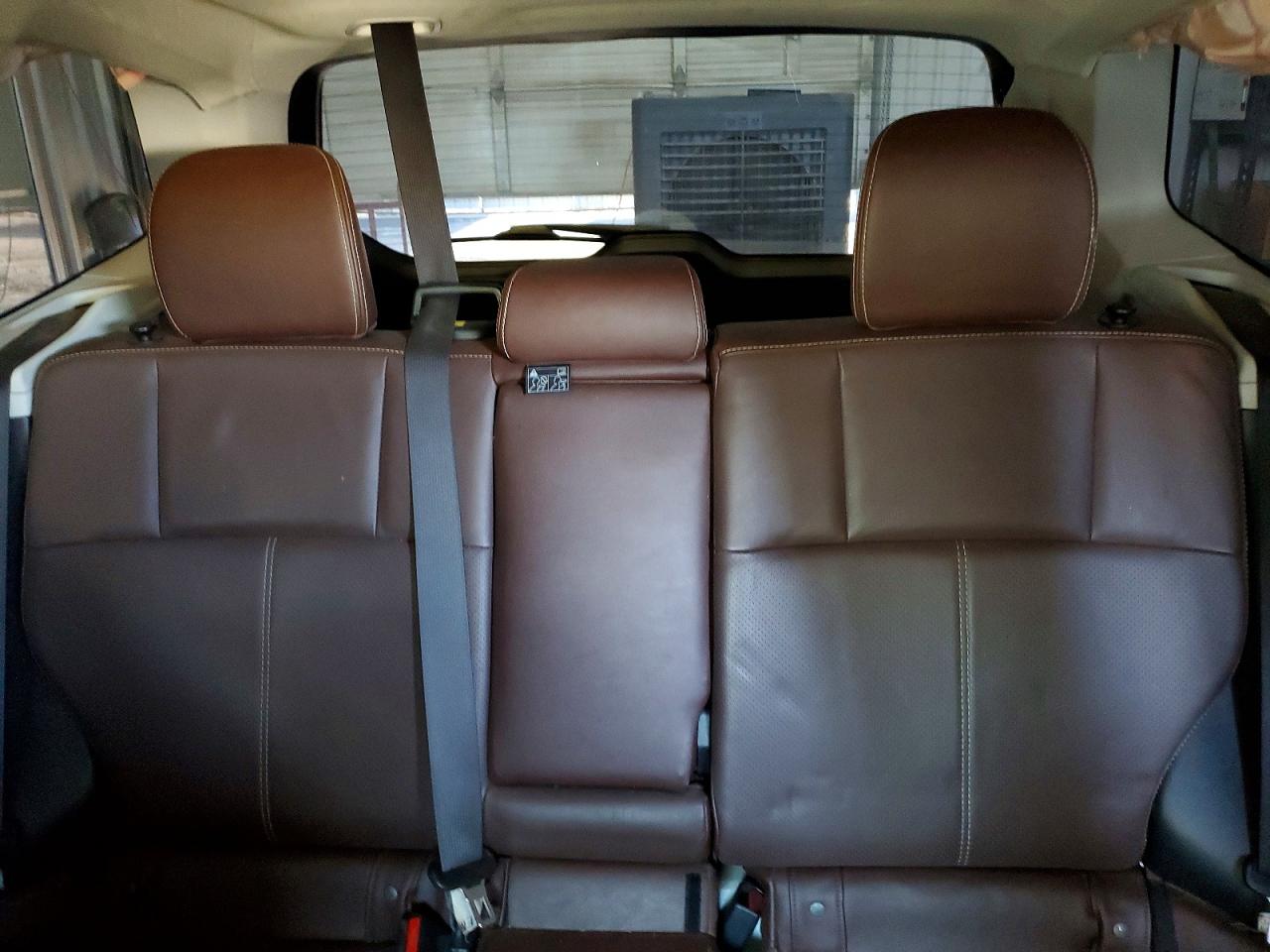 2018 Subaru Forester 2.5i Touring White vin: JF2SJAWCXJH598471