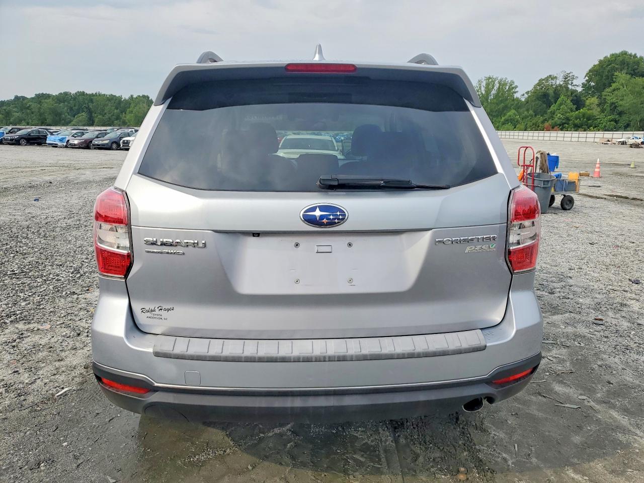 2016 Subaru Forester 2.5i Touring Silver vin: JF2SJAXC1GH512133