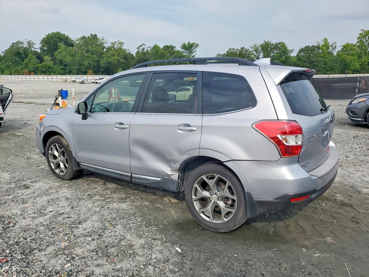 2016 Subaru Forester 2.5i Touring Silver vin: JF2SJAXC1GH512133