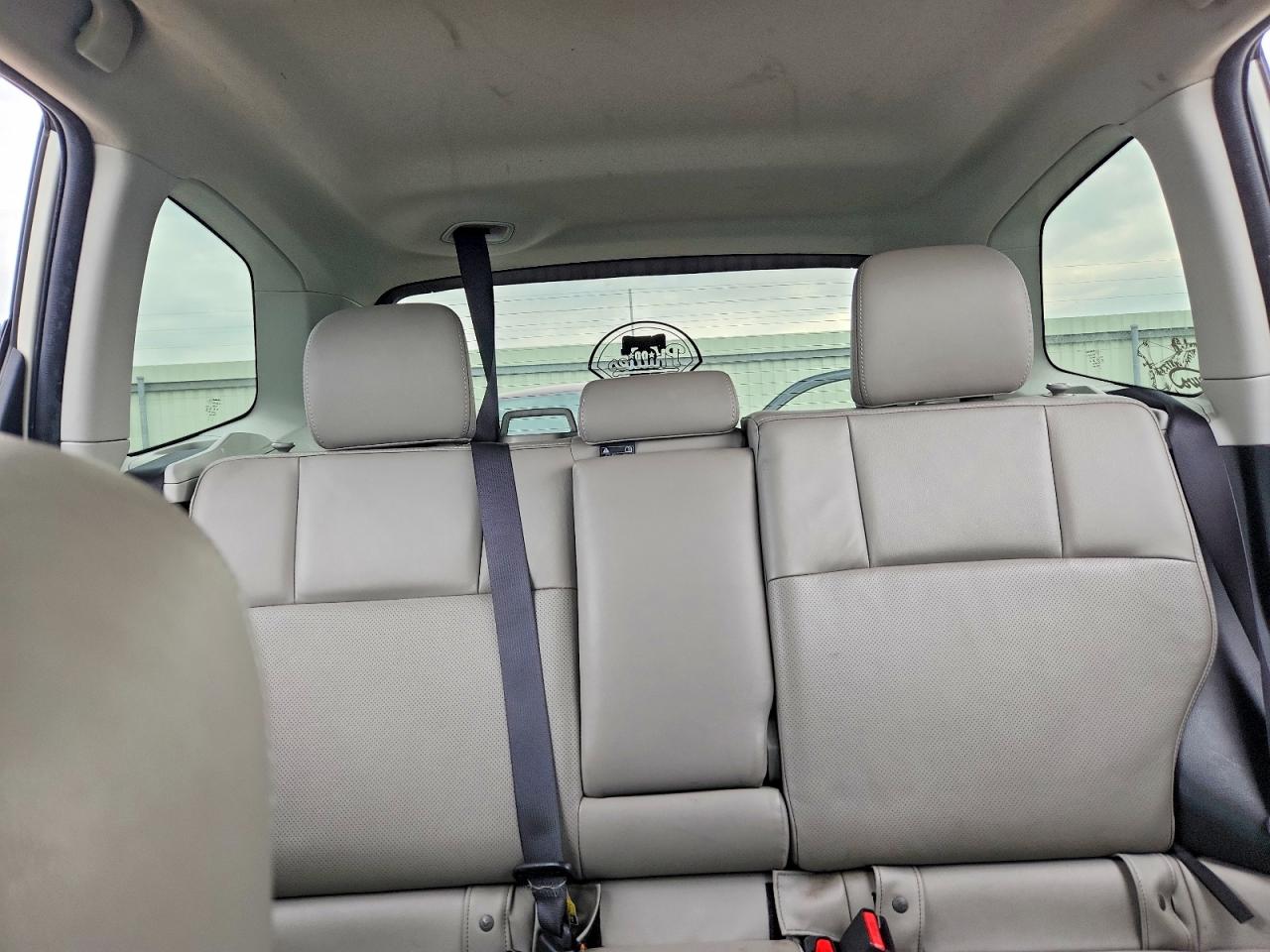 2016 Subaru Forester 2.5i Touring White vin: JF2SJAXC9GH416444