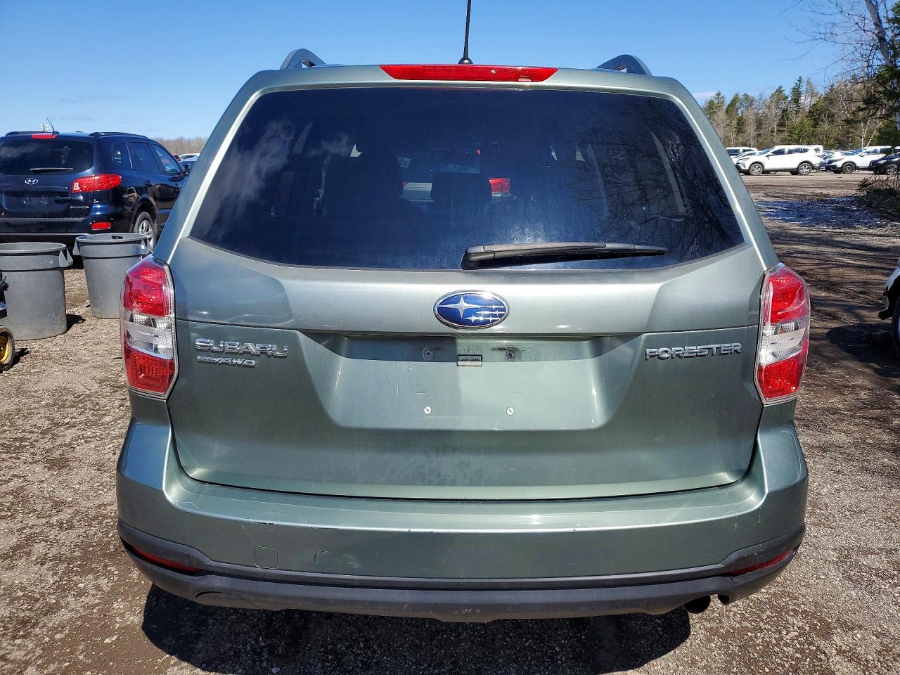 2014 Subaru Forester 2.5i Зеленый vin: JF2SJCAC1EH437516