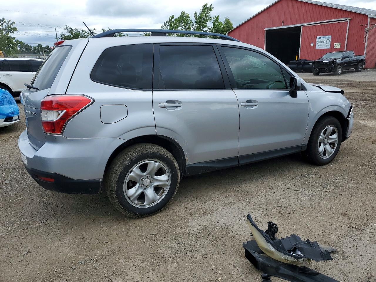 2014 Subaru Forester 2.5i Silver vin: JF2SJCAC4EH423495