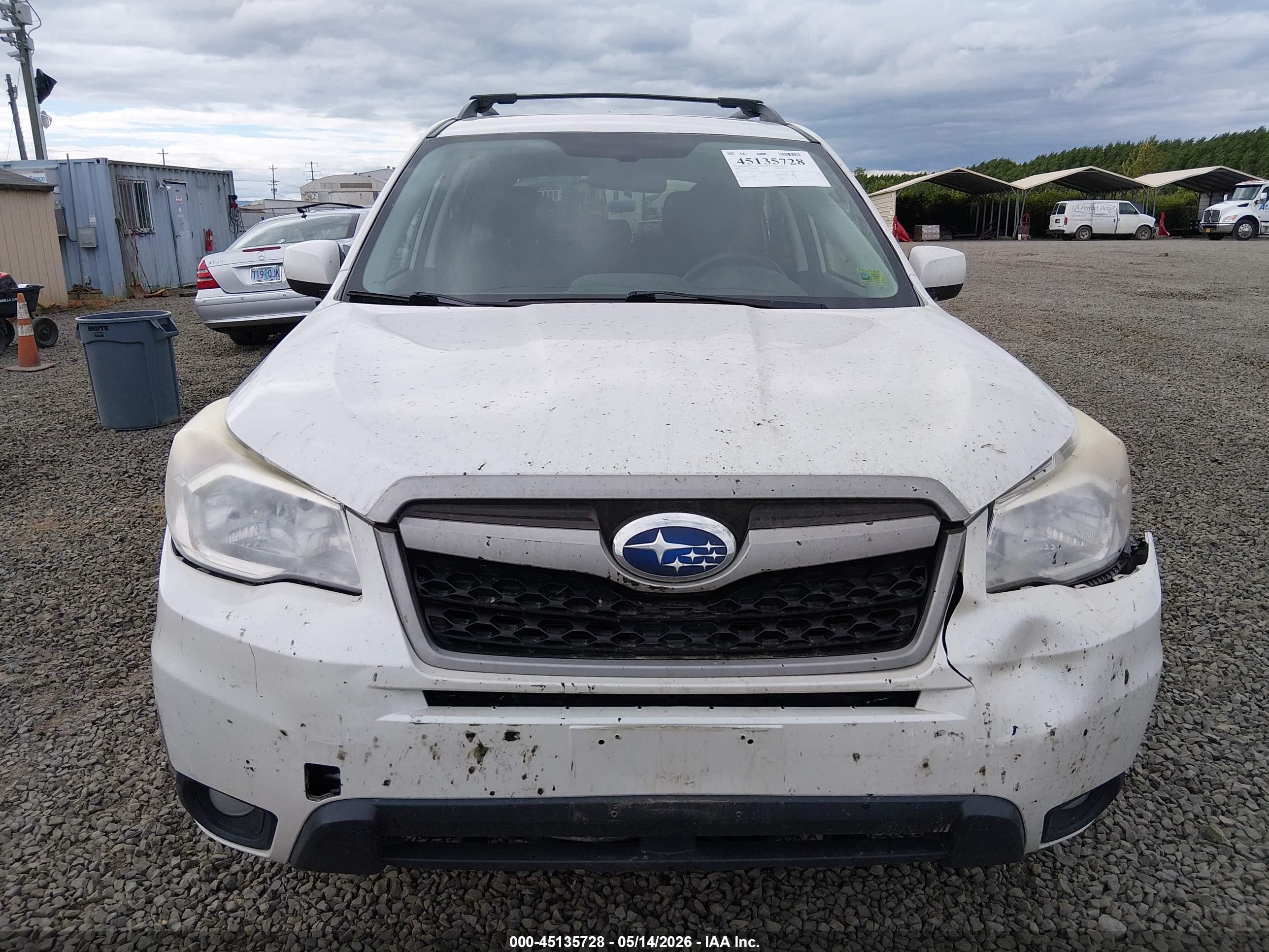2014 Subaru Forester 2.5i/2.5i Premium White vin: JF2SJCBC5EH533809