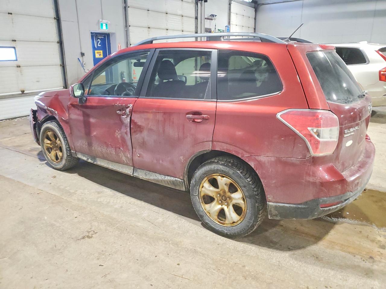 2015 Subaru Forester 2.5i Red vin: JF2SJCBC7FH460377