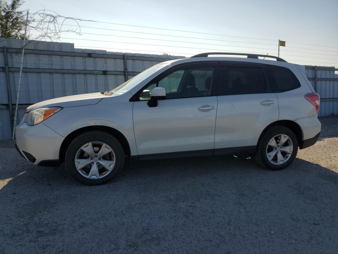 2015 Subaru Forester 2.5i Limited White vin: JF2SJCHC1FH475190 Damage: Left Rear Door, Heavy Scratch, 5 To 6 Inches