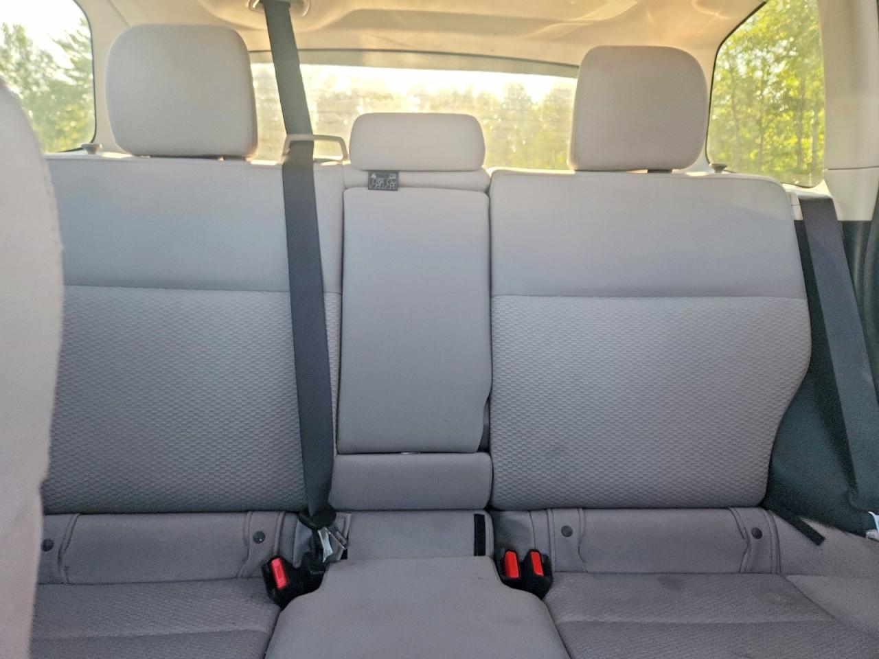 2015 Subaru Forester 2.5i Limited Синий vin: JF2SJCHC1FH805233