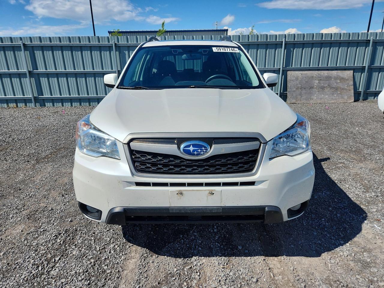 2015 Subaru Forester 2.5i White vin: JF2SJCNC0FH840656