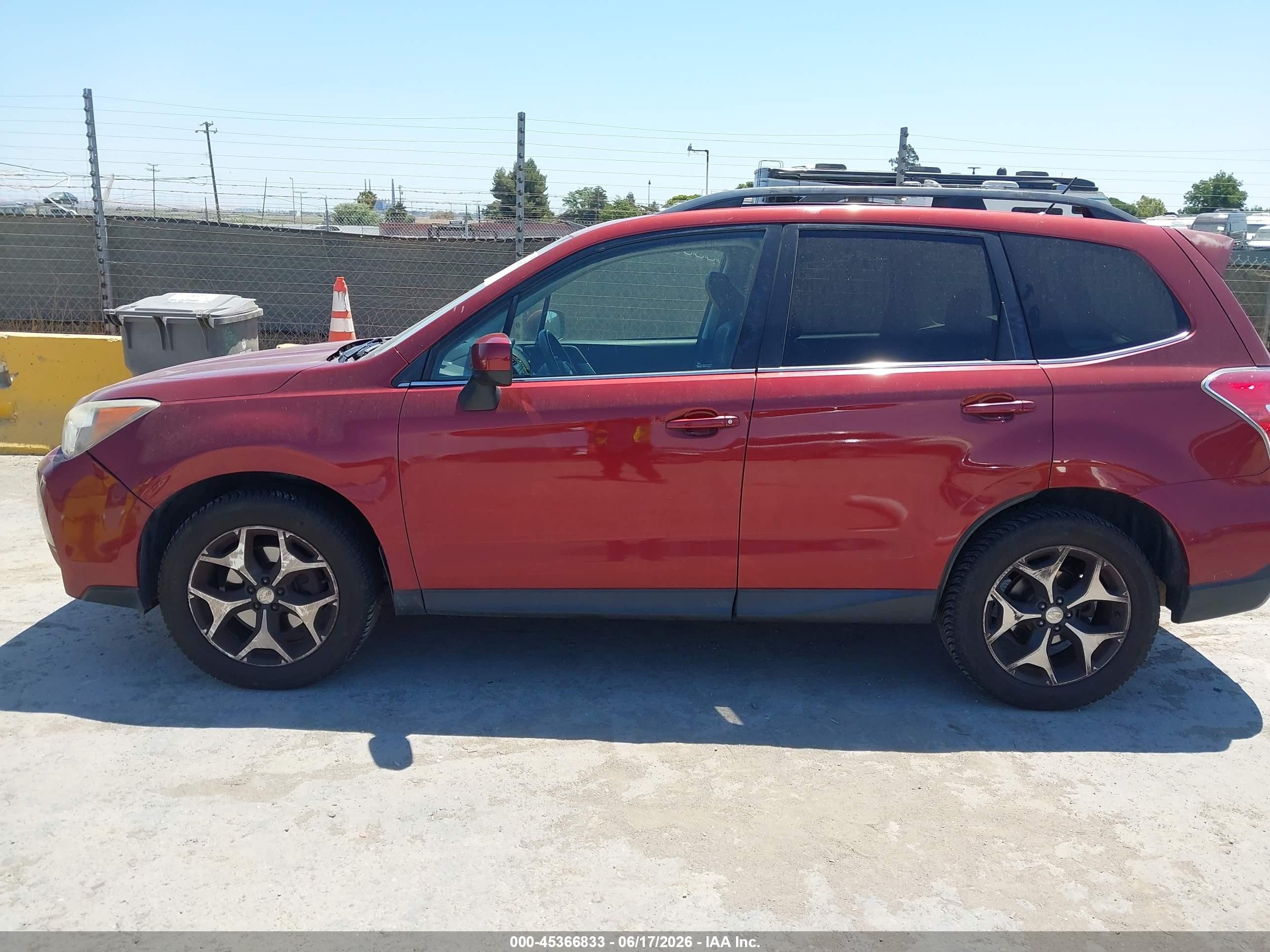 2014 Subaru Forester 2.0xt Premium Бордовый vin: JF2SJGDC1EH515859