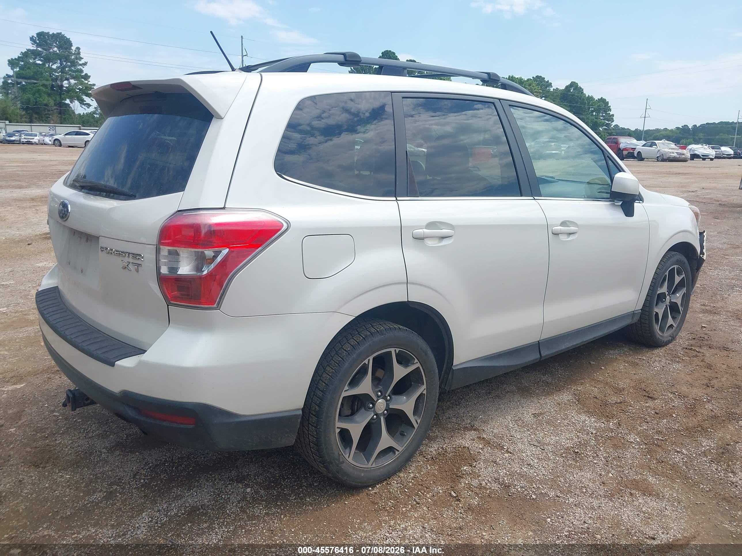 2015 Subaru Forester 2.0xt Premium White vin: JF2SJGDC4FH561199