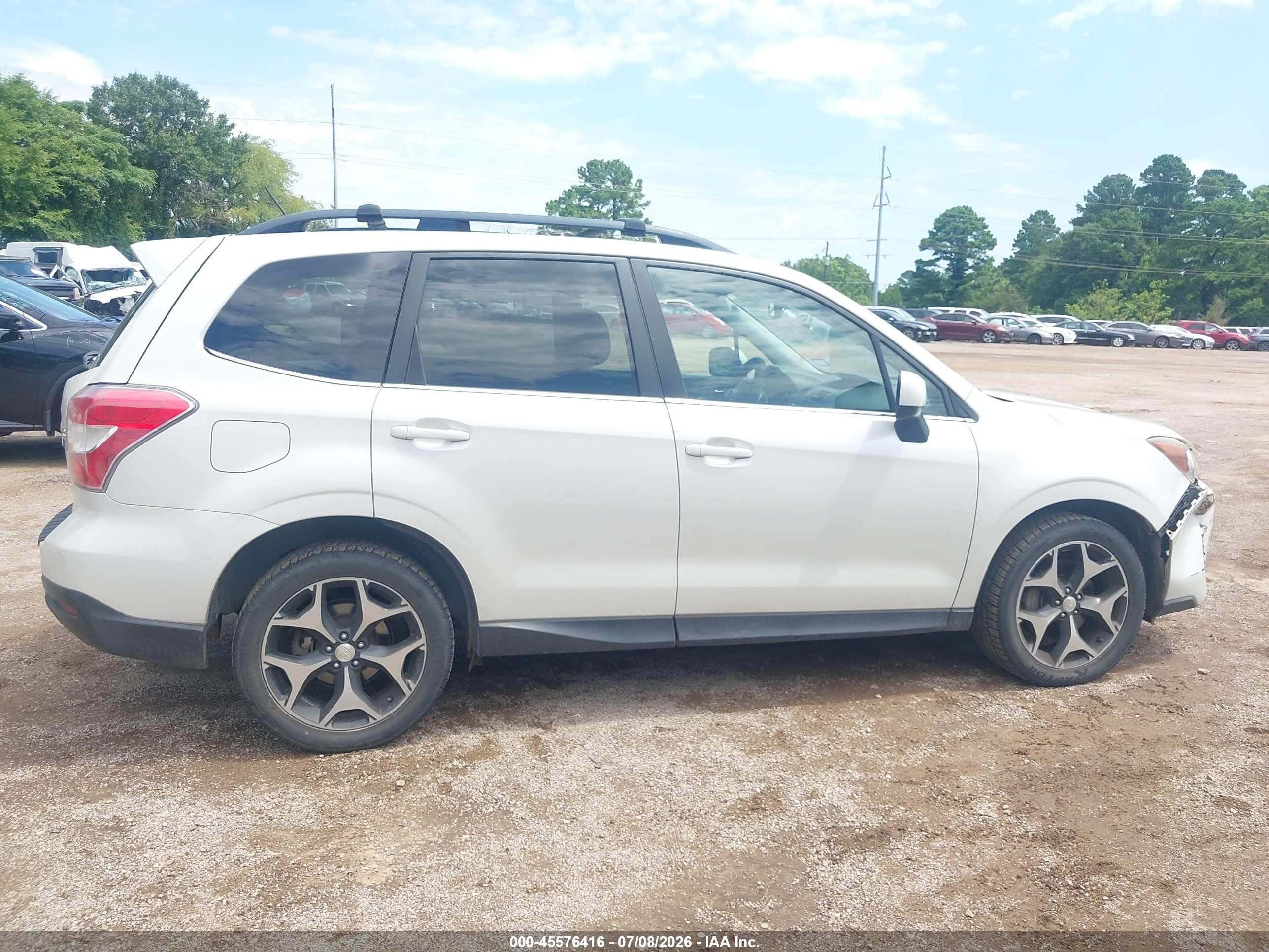 2015 Subaru Forester 2.0xt Premium White vin: JF2SJGDC4FH561199