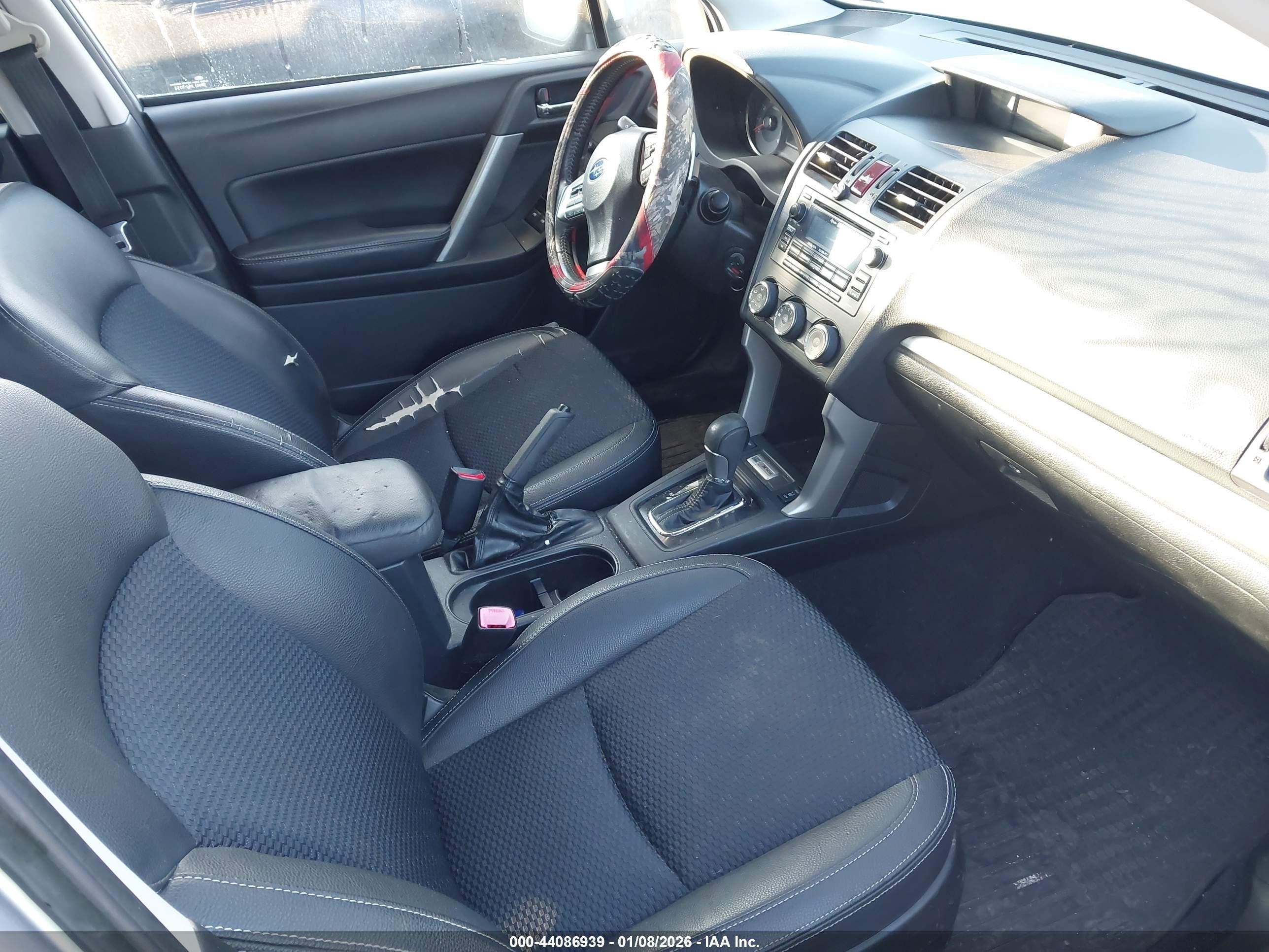 2015 Subaru Forester 2.0xt Premium Silver vin: JF2SJGDC5FH406614
