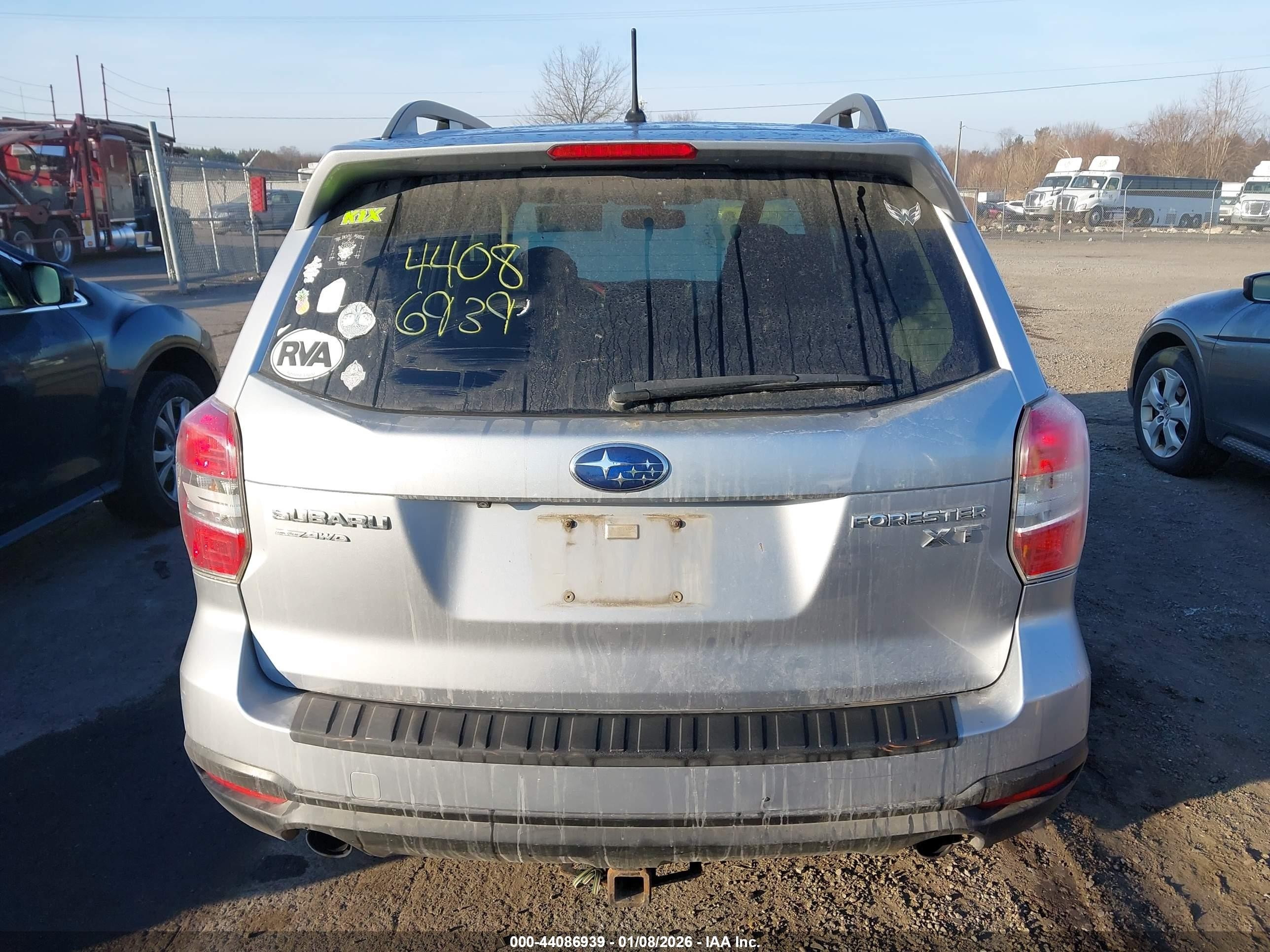 2015 Subaru Forester 2.0xt Premium Silver vin: JF2SJGDC5FH406614