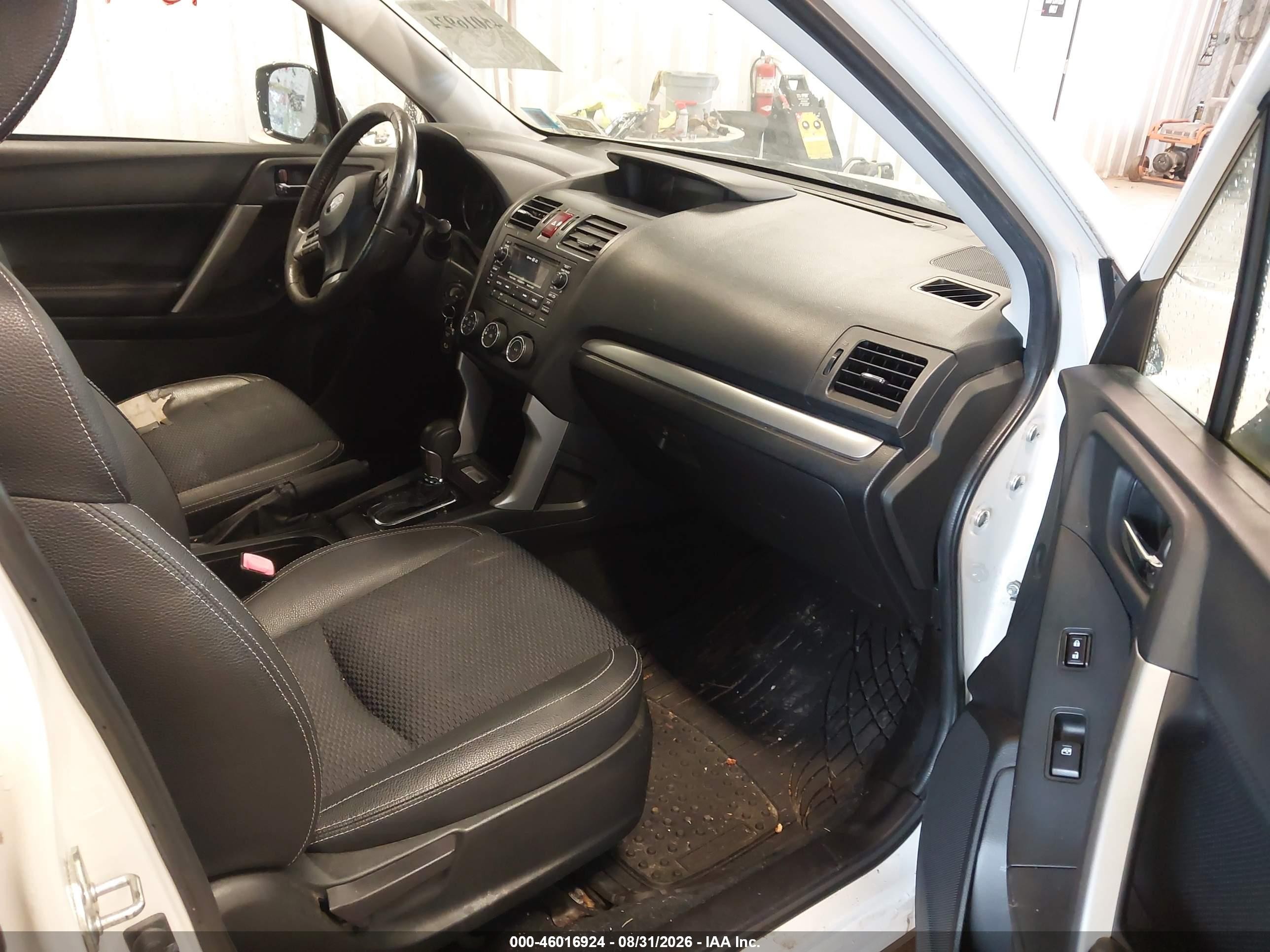 2015 Subaru Forester 2.0xt Premium White vin: JF2SJGDC5FH408900