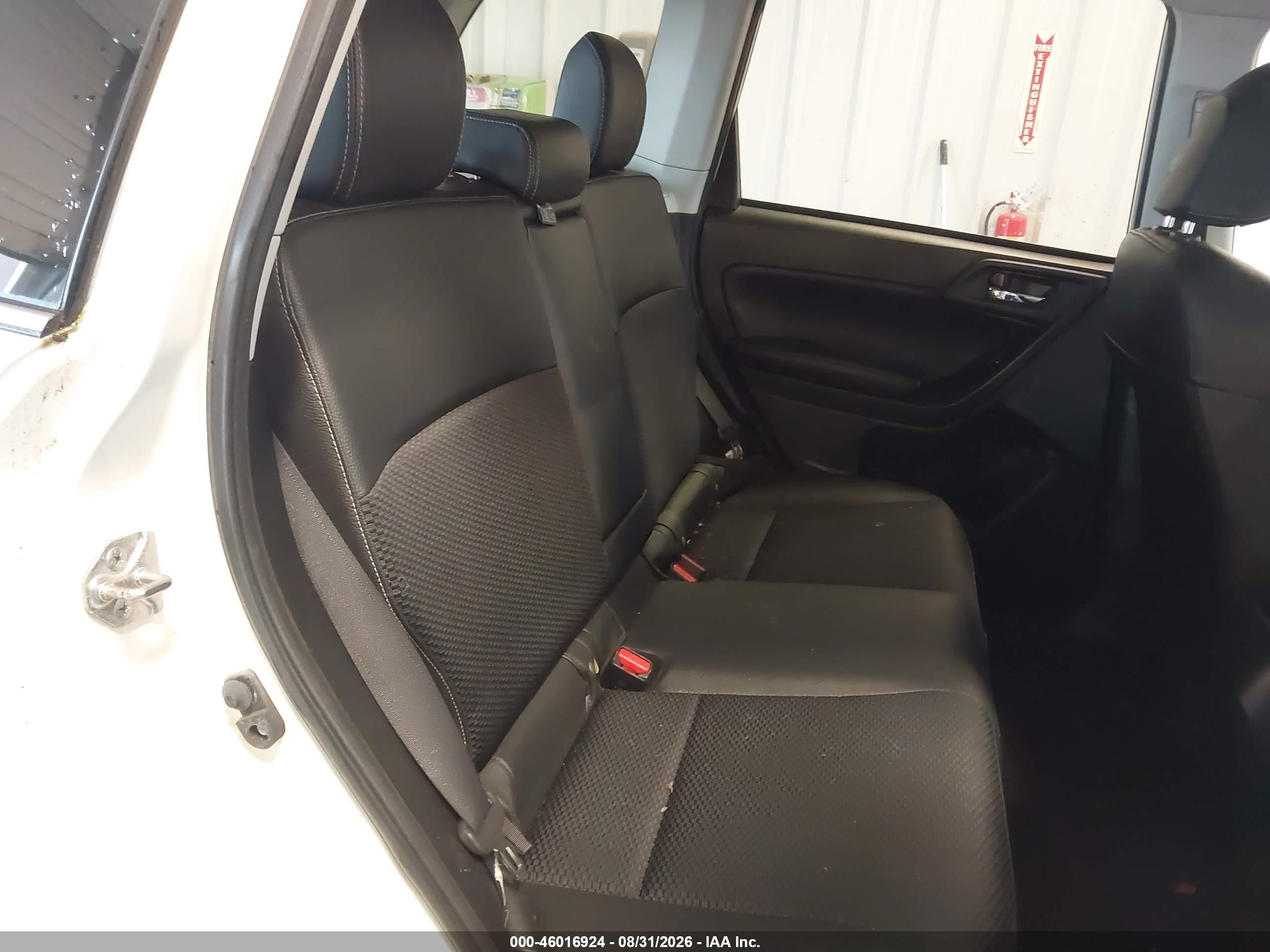 2015 Subaru Forester 2.0xt Premium White vin: JF2SJGDC5FH408900