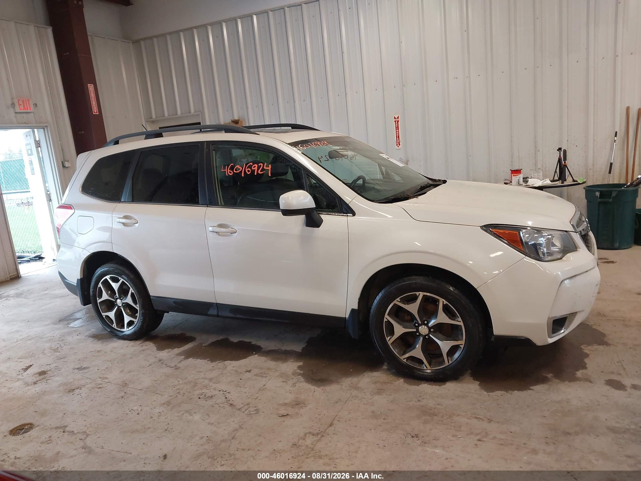 2015 Subaru Forester 2.0xt Premium White vin: JF2SJGDC5FH408900
