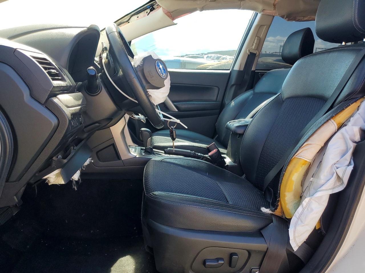 2015 Subaru Forester 2.0xt Premium White vin: JF2SJGDC5FH455988