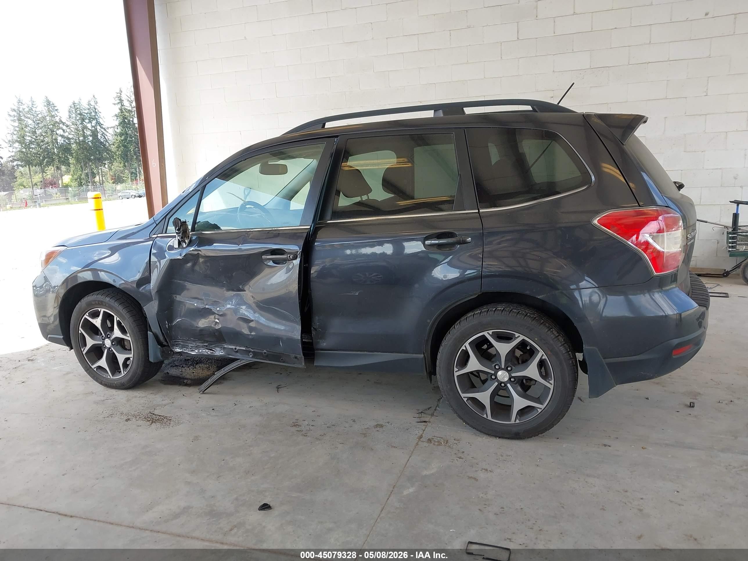 2015 Subaru Forester 2.0xt Premium Gray vin: JF2SJGDC6FH512425