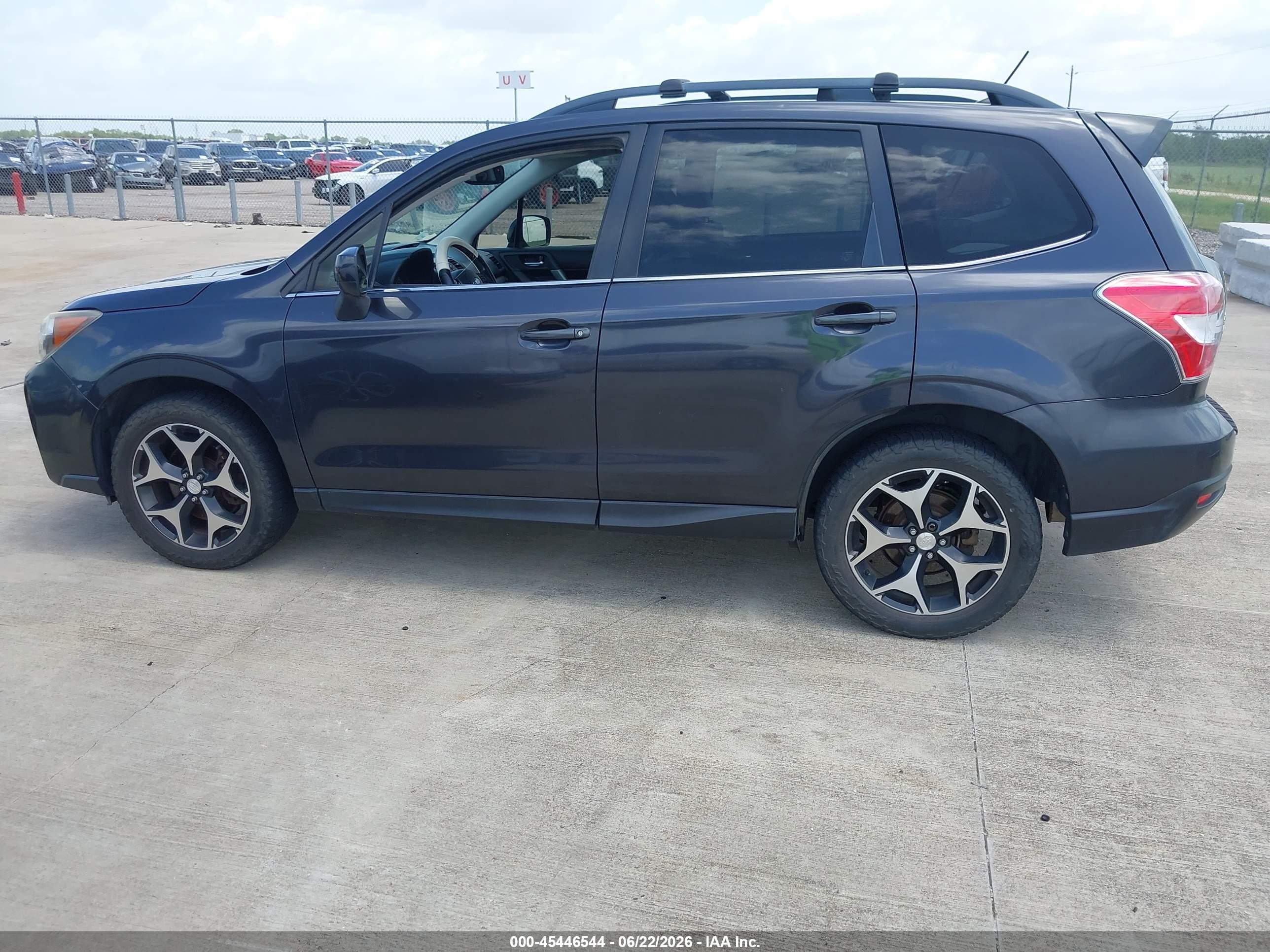 2015 Subaru Forester 2.0xt Premium Gray vin: JF2SJGDC6FH556814