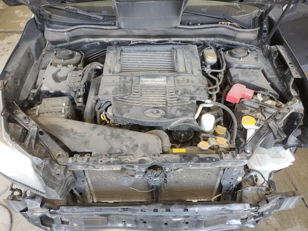 2015 Subaru Forester 2.0xt Premium Серый vin: JF2SJGDCXFH429029